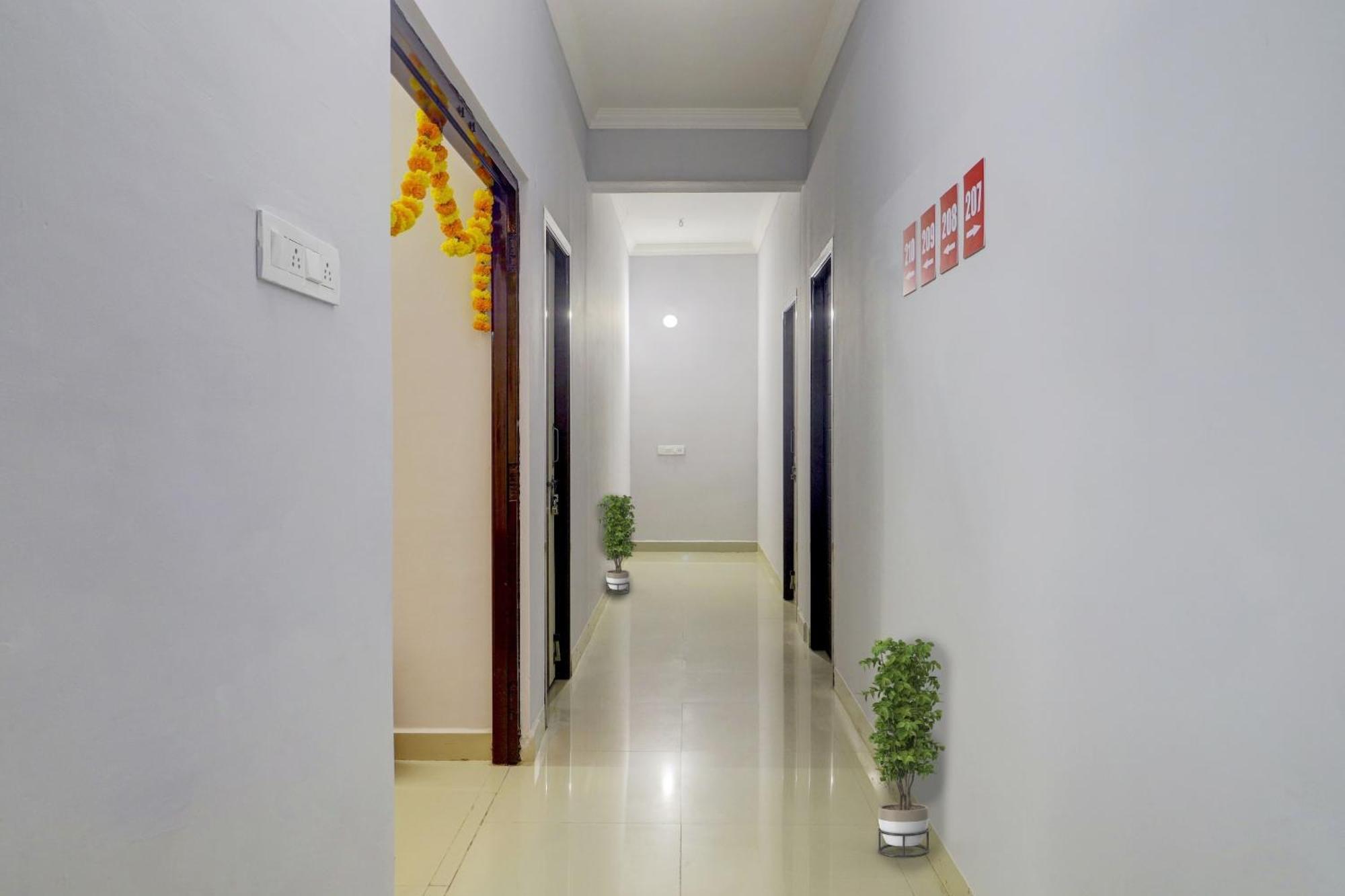 Hotel O Gsn Grand Hyderabad