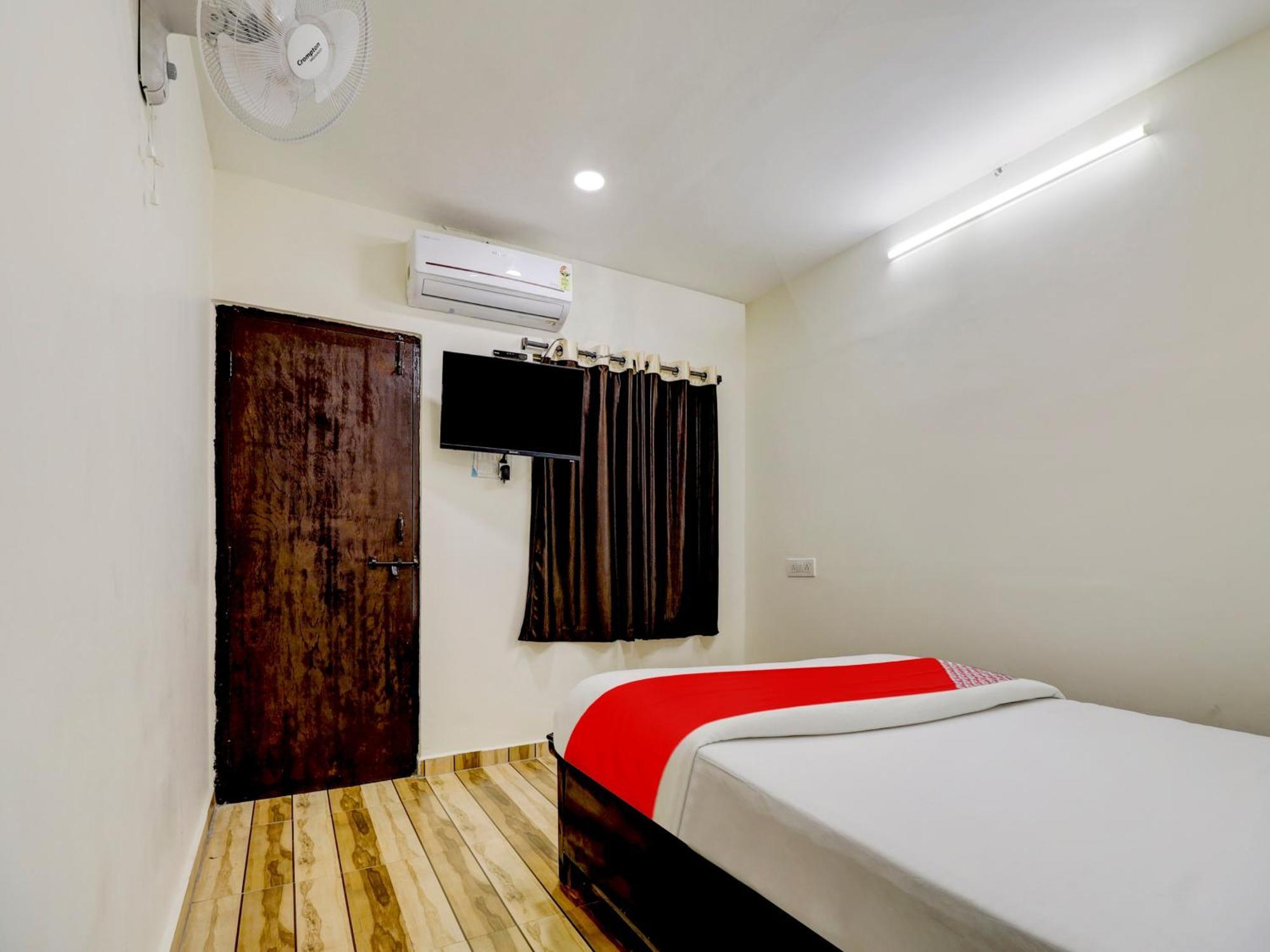 O Sv Hotel Haidar Sahibguda