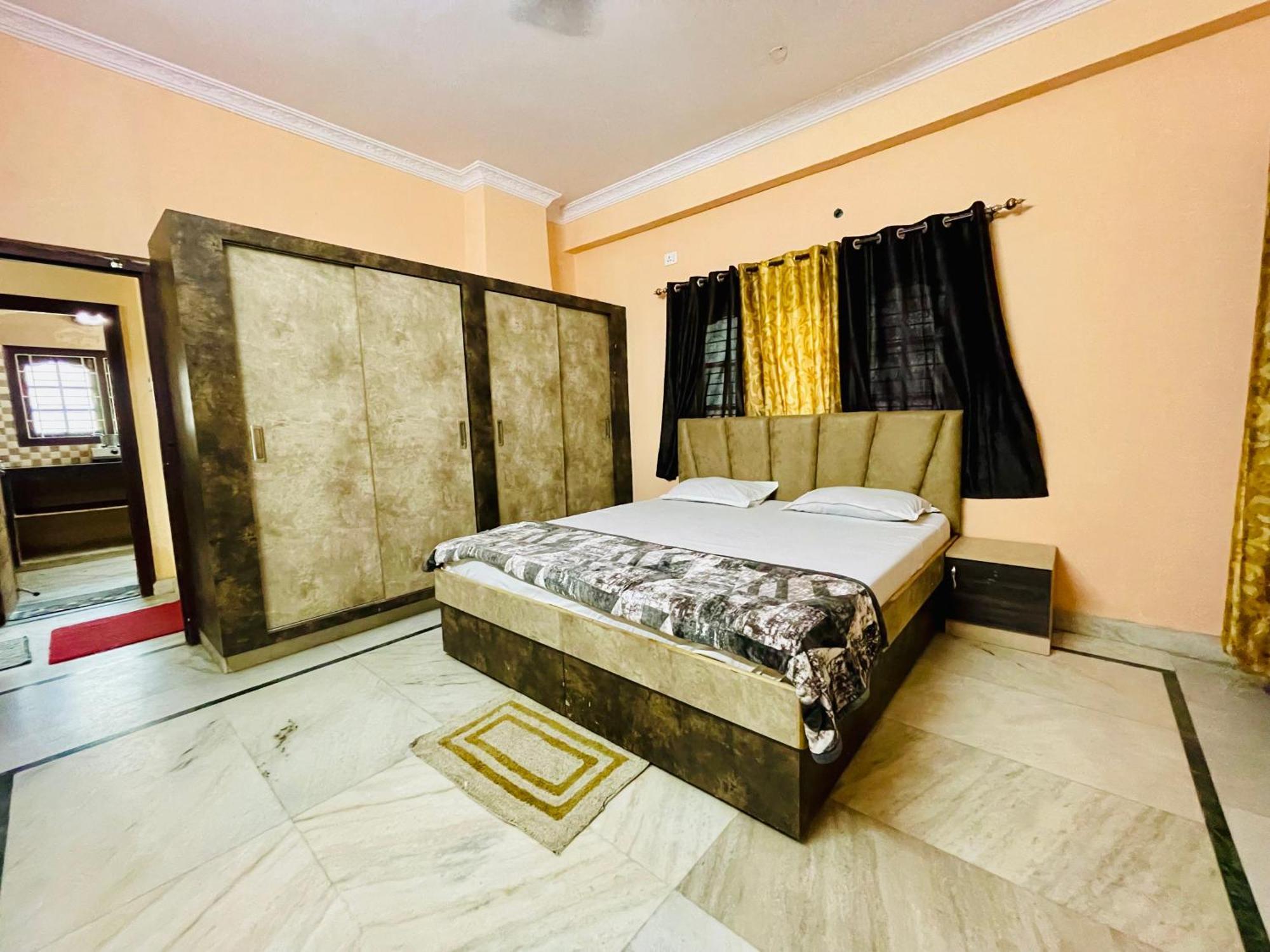 Castle-4bhk Apartment,guesthouse Apartment Hyderabad