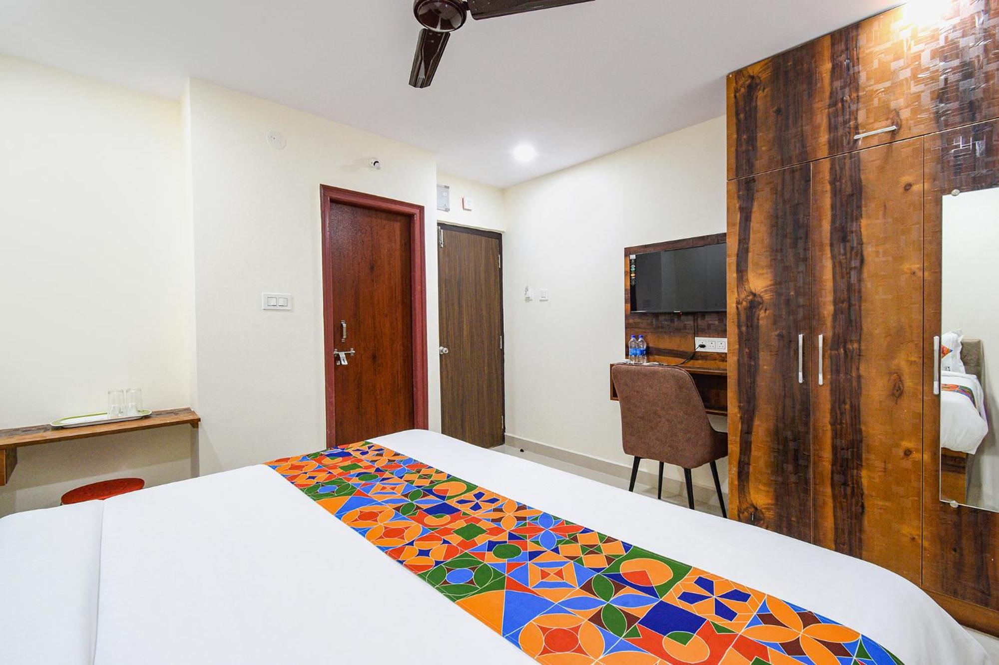 Fabhotel Dlf - Gachibowli Hotel 3*
