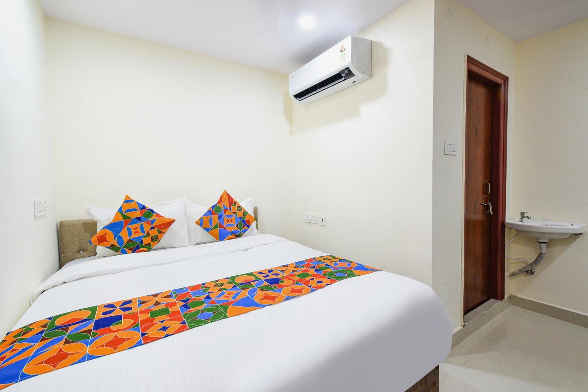 Hotel Fabhotel Dlf - Gachibowli