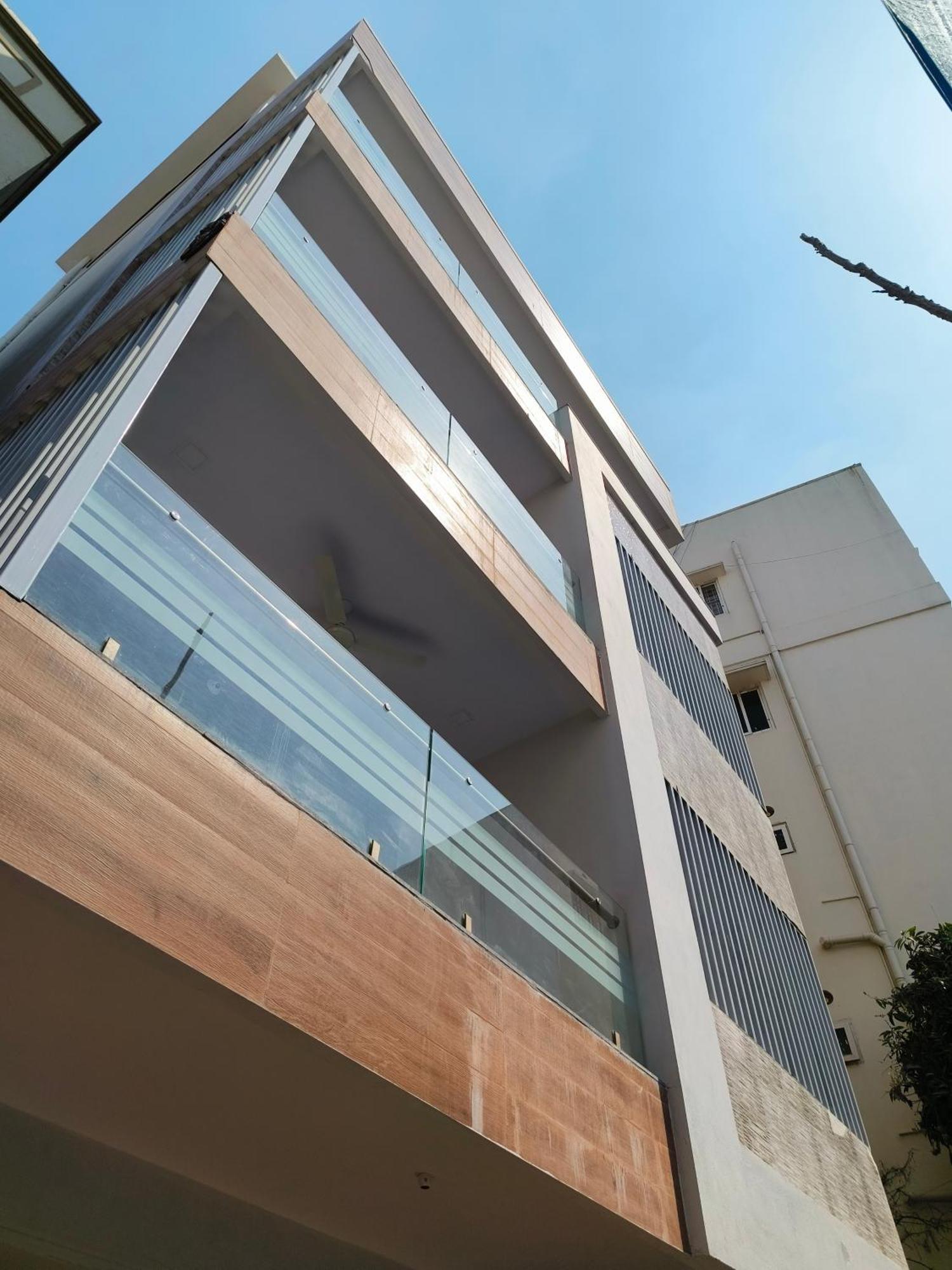 Just Launched Ultra Modern 4bhk Duplex Fully Furnished Between Jntu Metro & Miyapur Metro * Hyderabad
