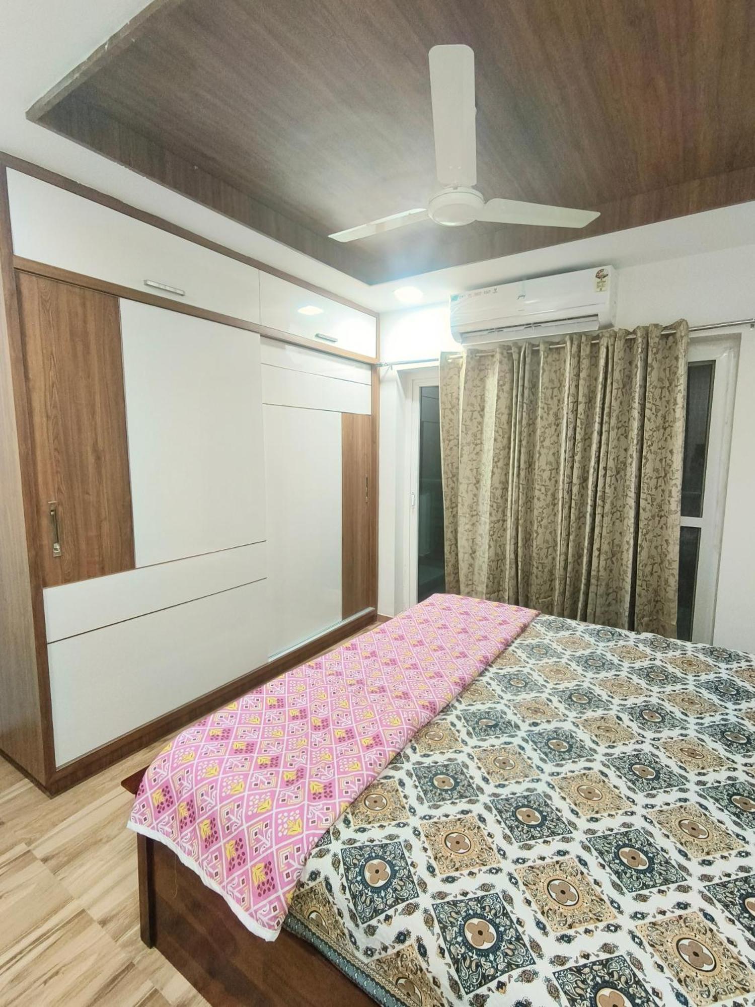 Villa Fabolous 6 Bhk Duplex Fully Furnished Near Miyapur And Jntu - Just Now Launched