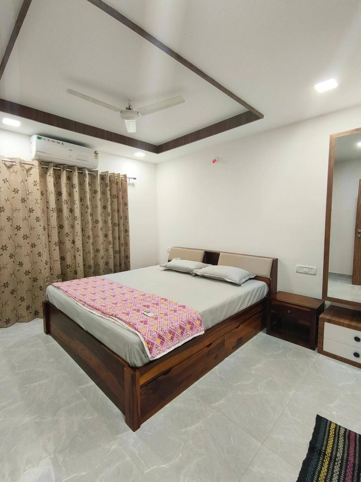 Villa Ultra-modern Fullt Furnished 2bhk Near Jntu Metro - Launched Just Now