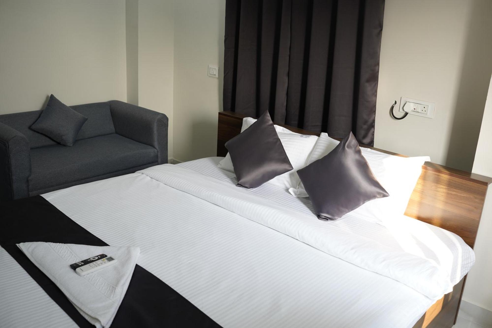 Rs Hotel Hyderabad
