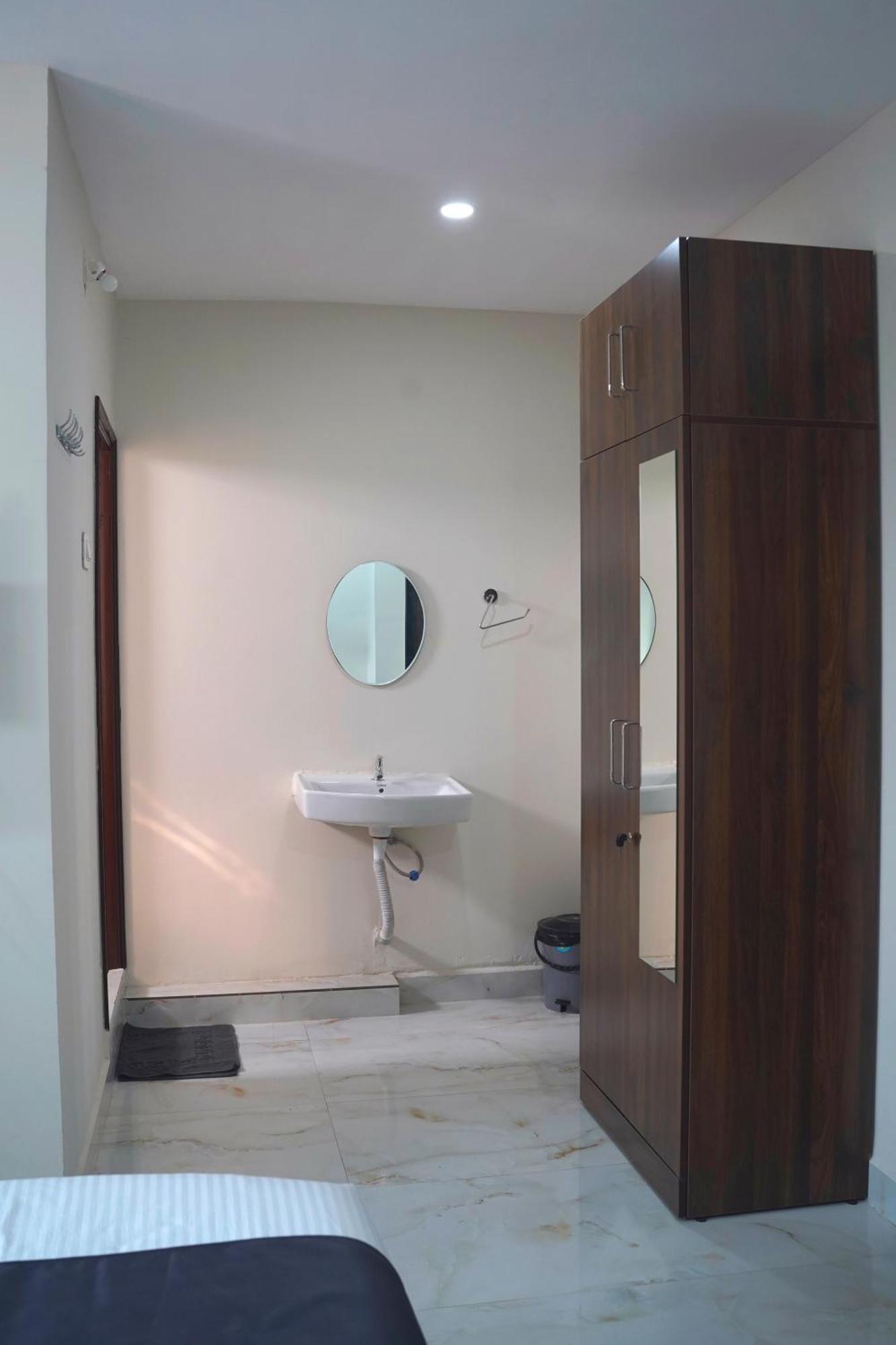 Hotel Rs 3*