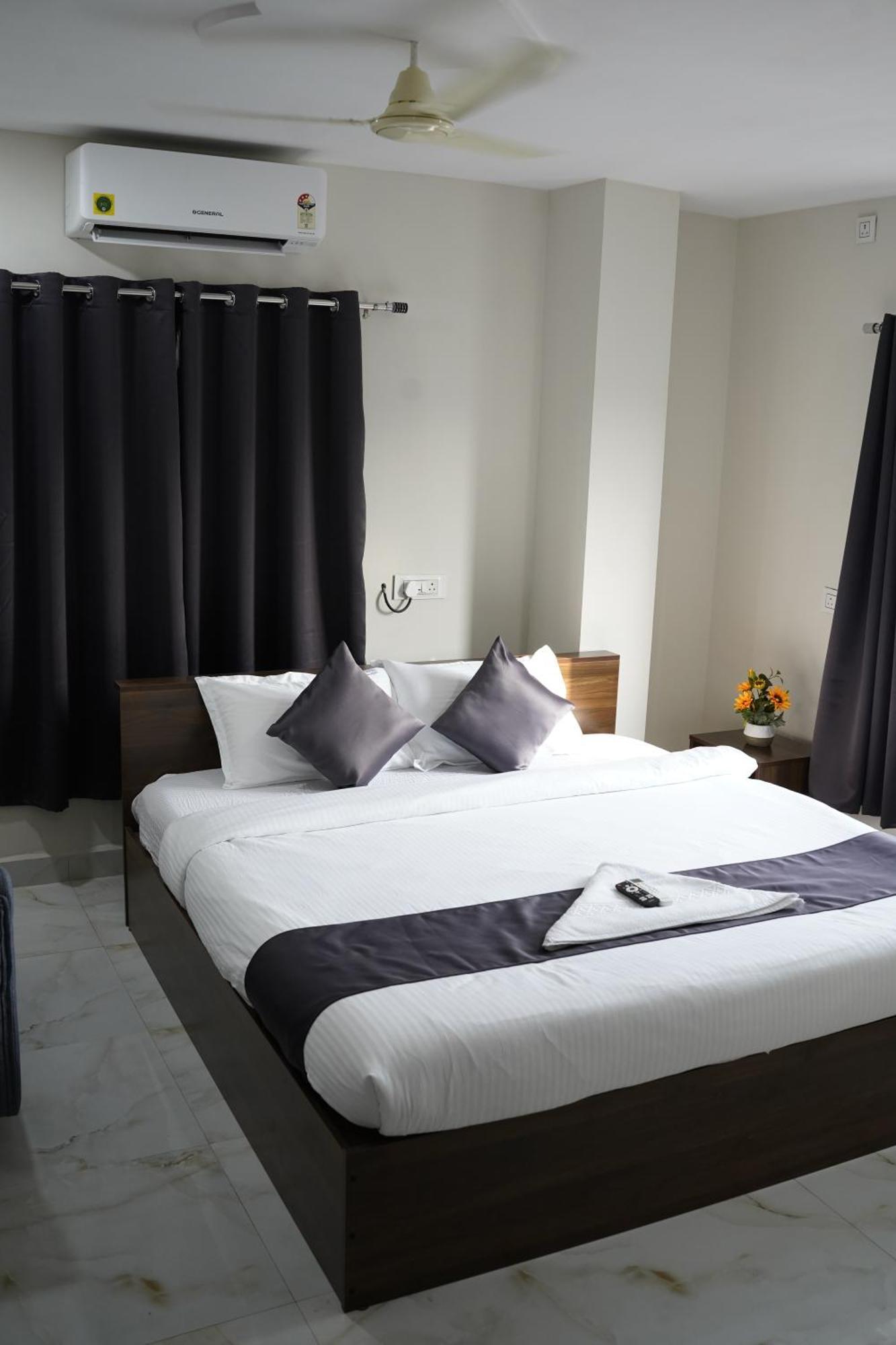 Rs Hotel 3*