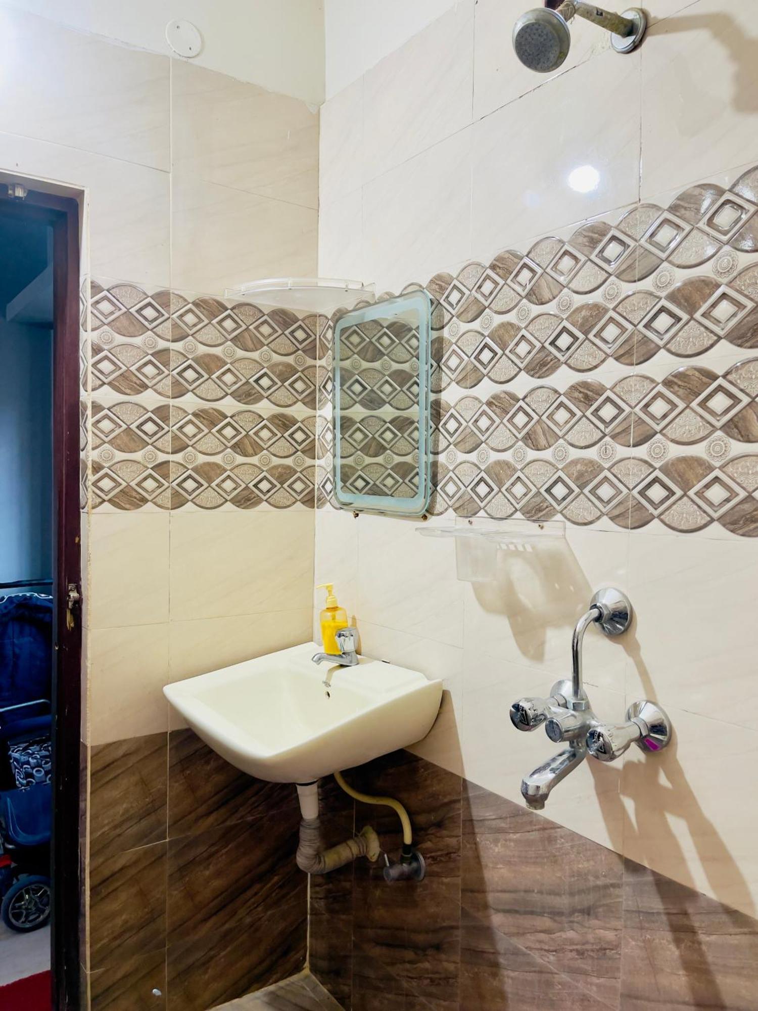 Castle-4bhk Apartment,guesthouse Apartamento