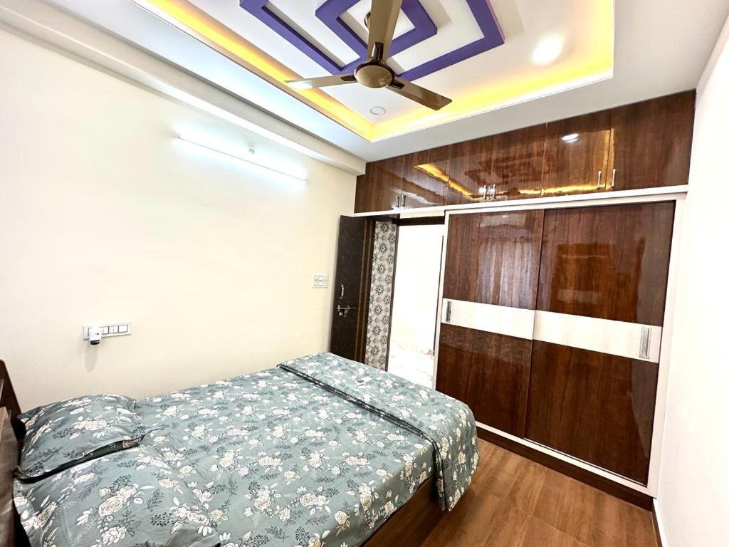 Apartment Servostay Kphb Phase 15 New Stunning 3 Bhk - 5th Floor With Private Parking