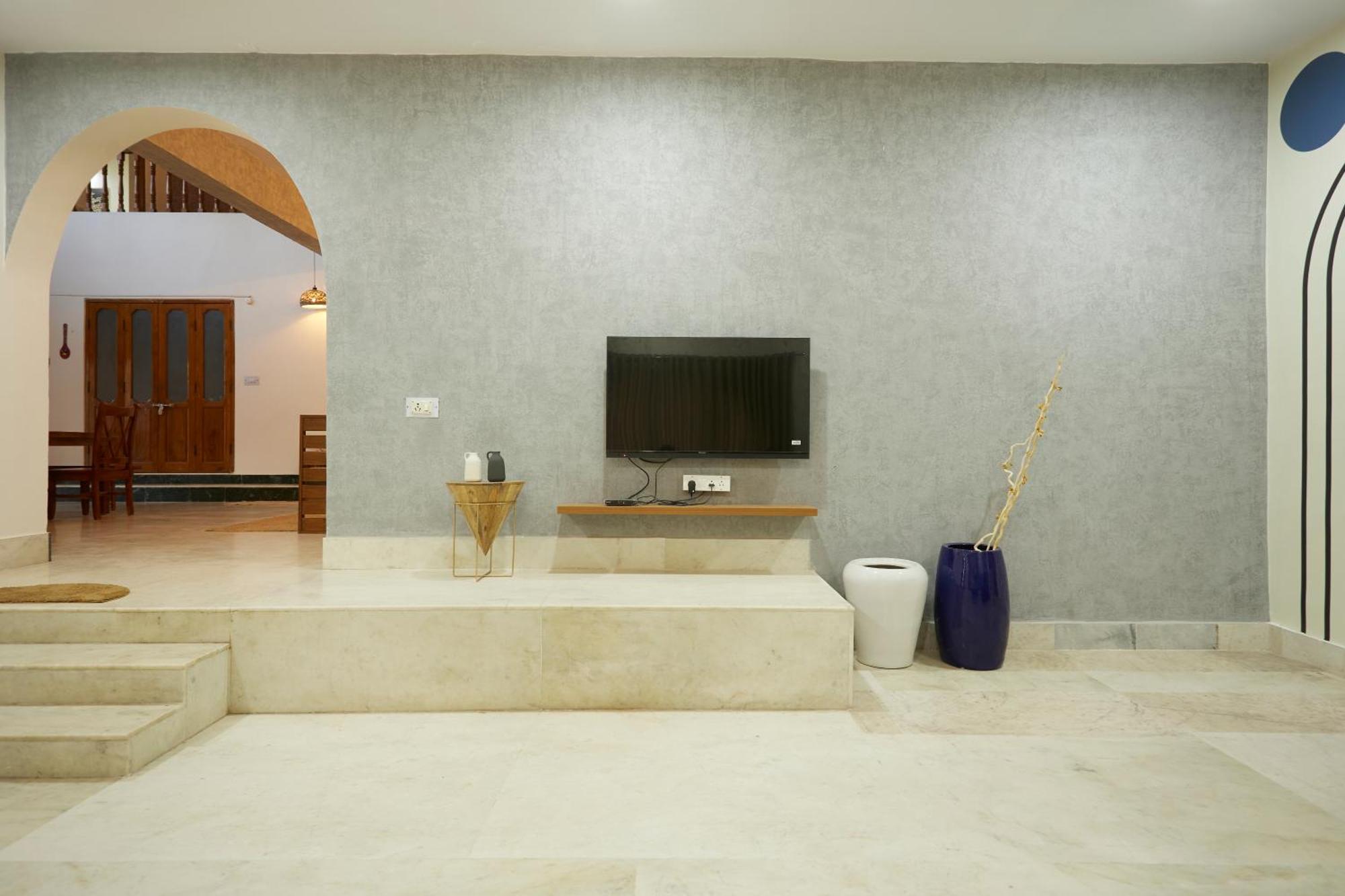 Elegant - 3bhk Ac With Lawn Banjarahills Hyd Villa *