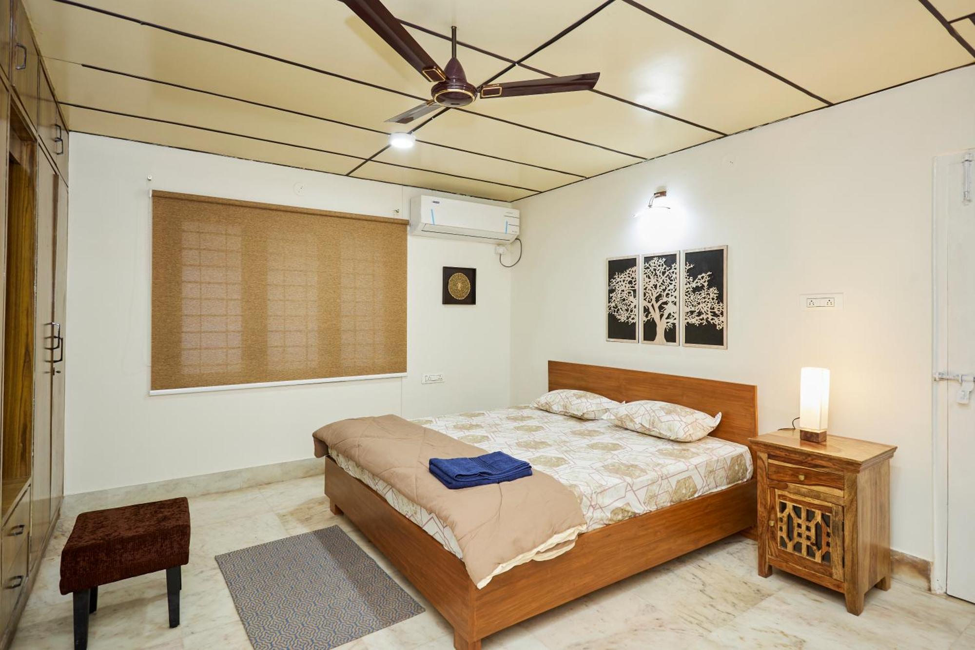 Elegant - 3bhk Ac With Lawn Banjarahills Hyd Villa *