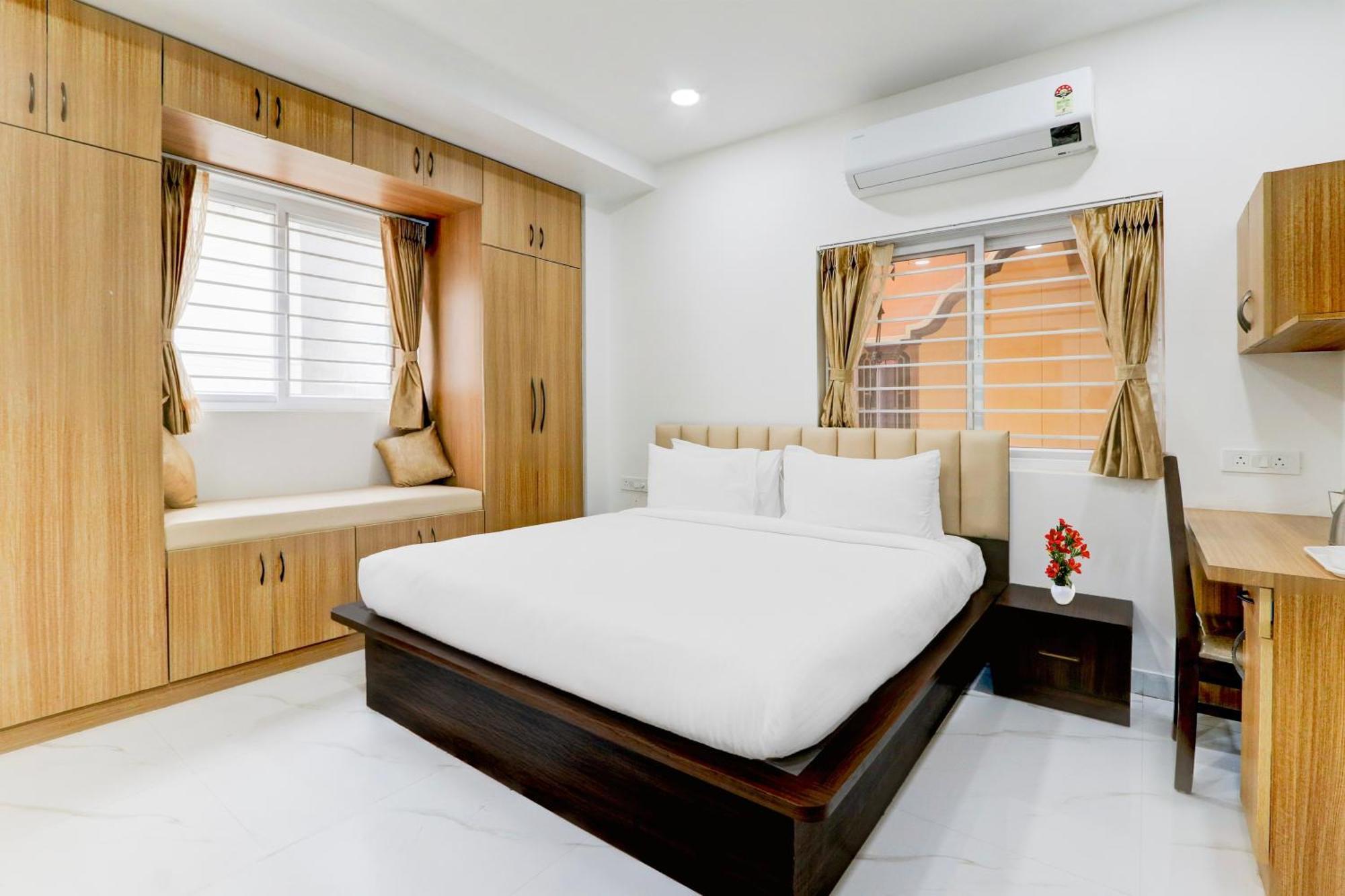 Palette Chanda Nagar Near Gsm Mall Hyderabad