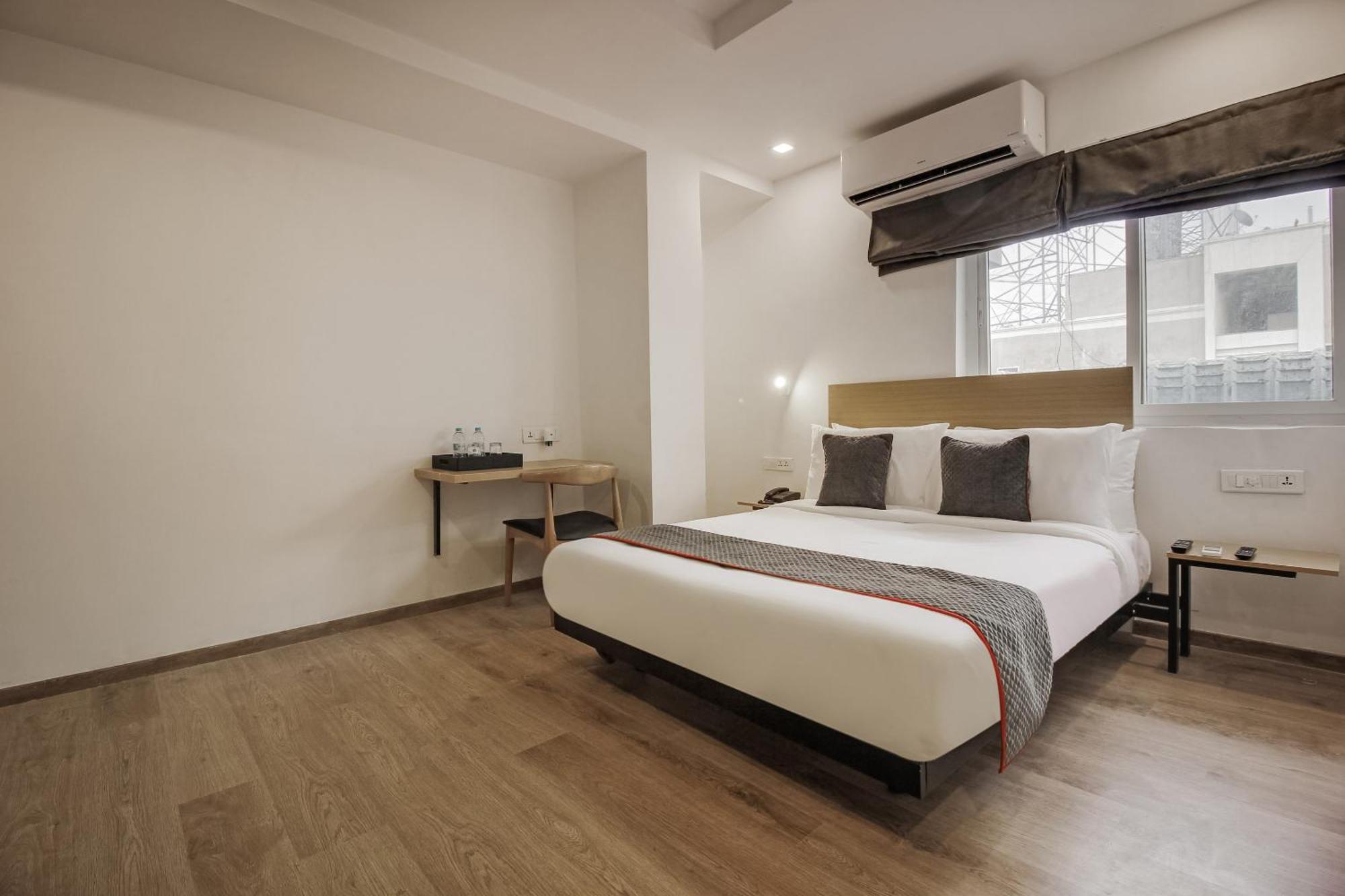 Hotel Super Townhouse 359 Begumpet Near 4*