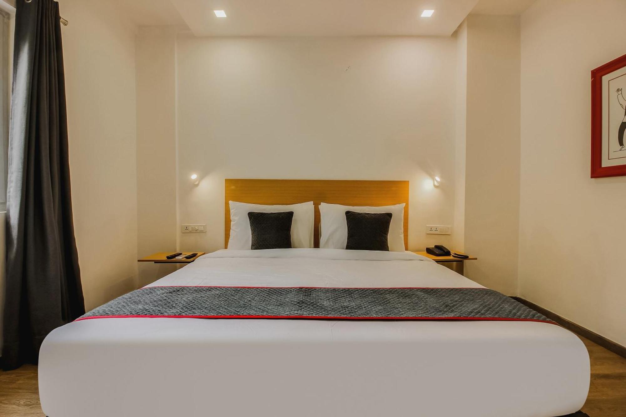 Hotel Super Townhouse 359 Begumpet Near 4*