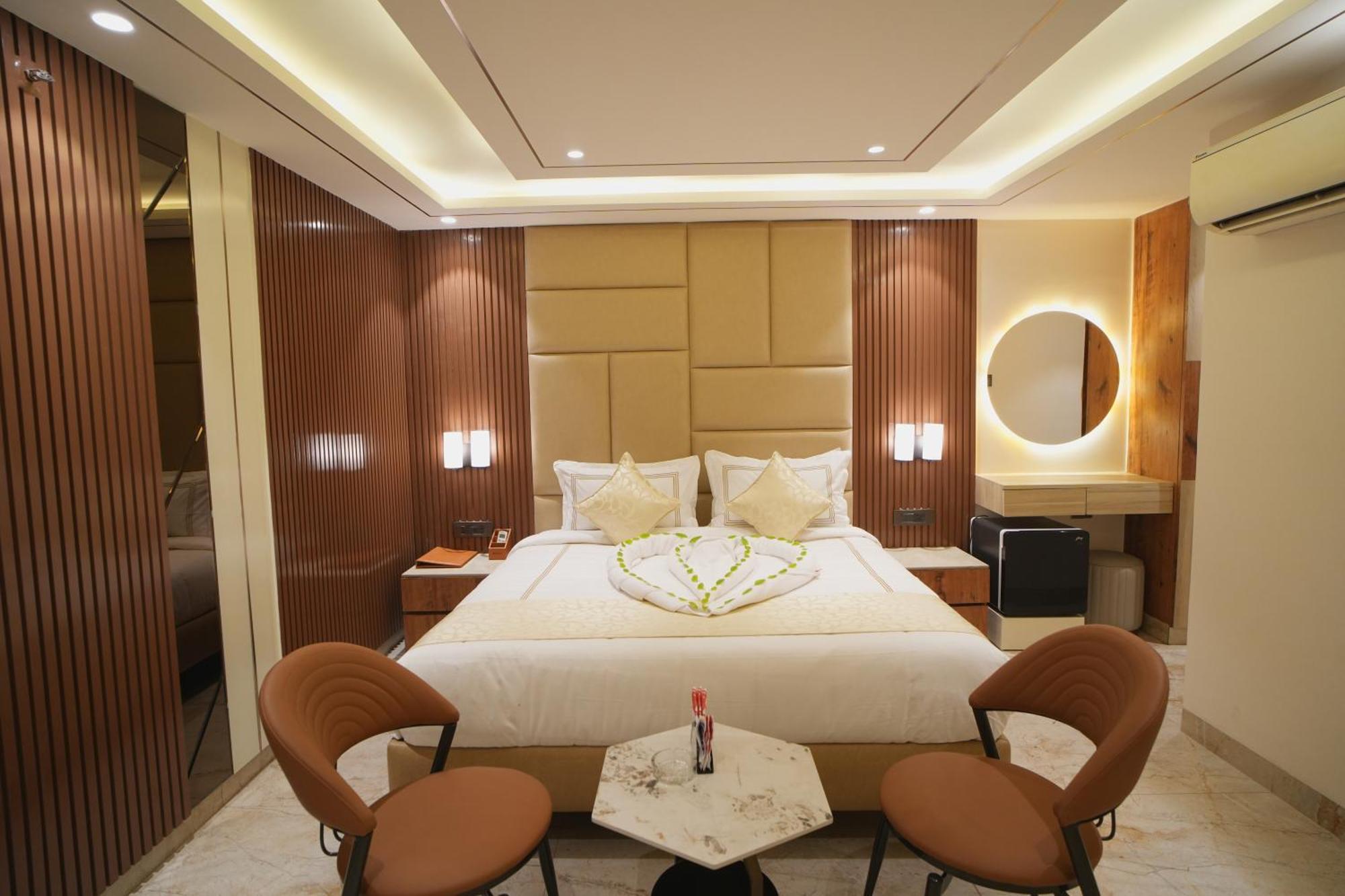 Hotel Oriva Vinflora Residency - Nr Lv Prasad Hospital, Banjara Hills Hyderabad