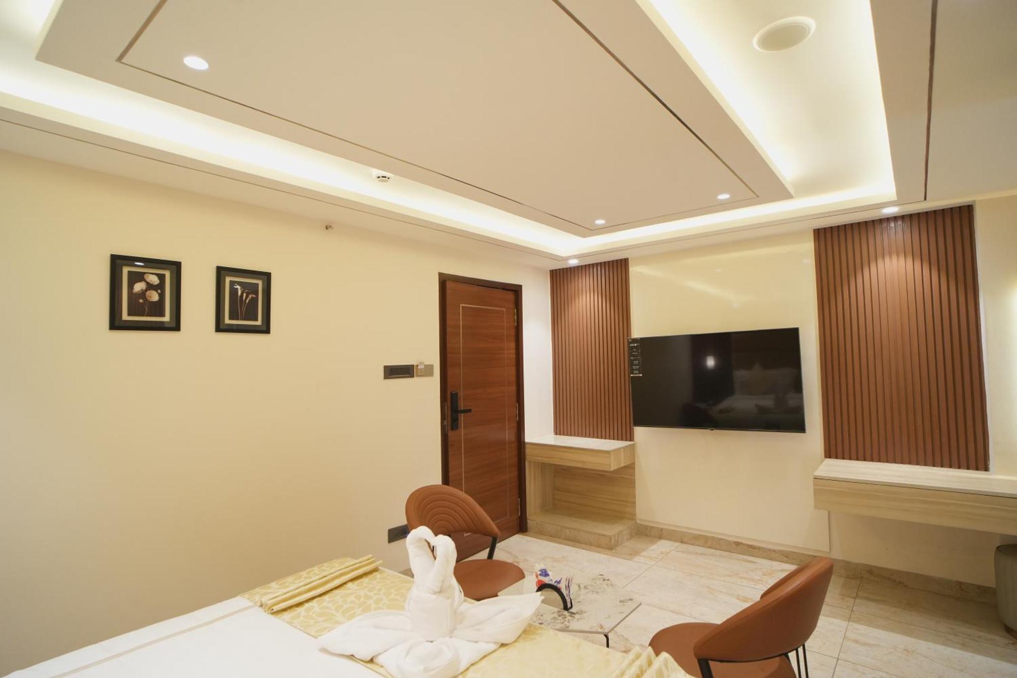 Hotel Oriva Vinflora Residency - Nr Lv Prasad Hospital, Banjara Hills Hyderabad