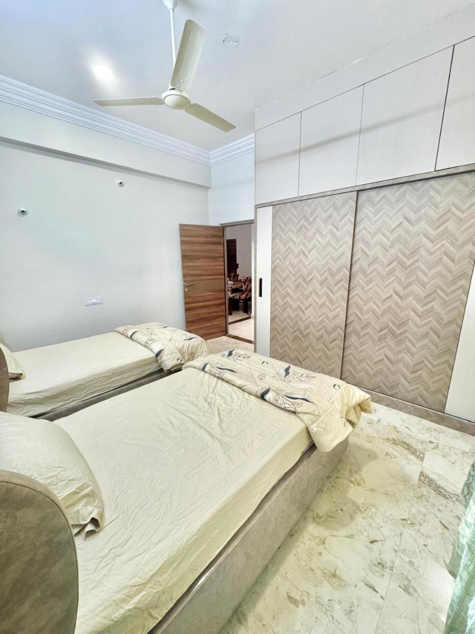 Apartment Dar E Noor *