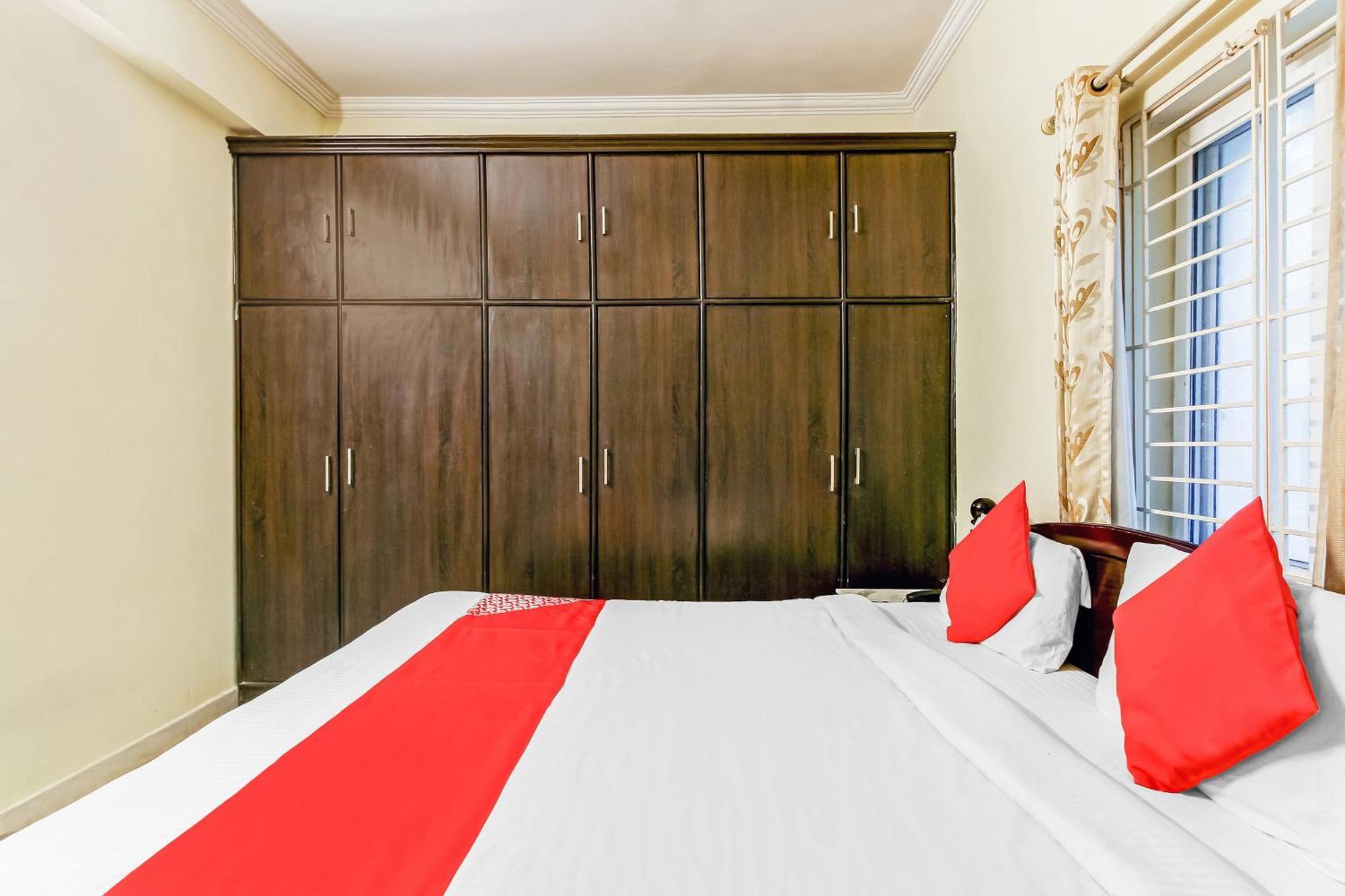 Townhouse Sri Nirvana Hotel