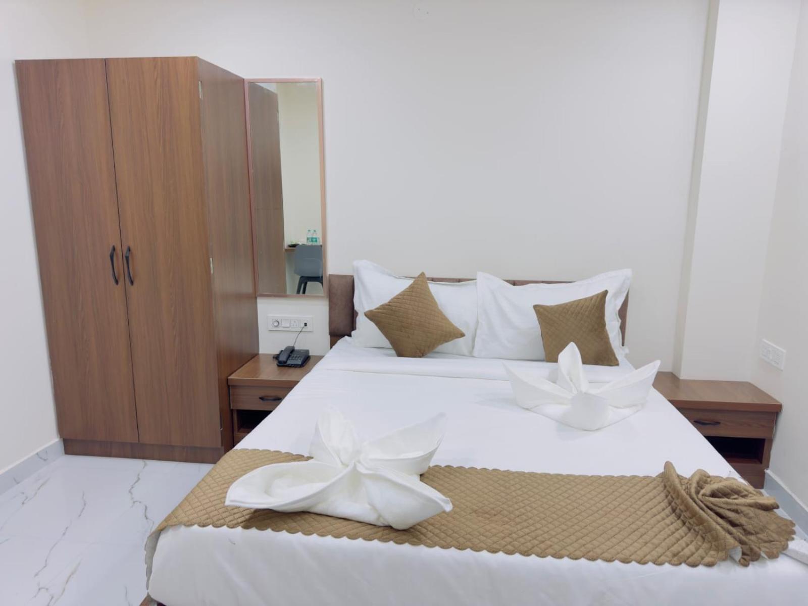 Hotel Apex Airport 3*