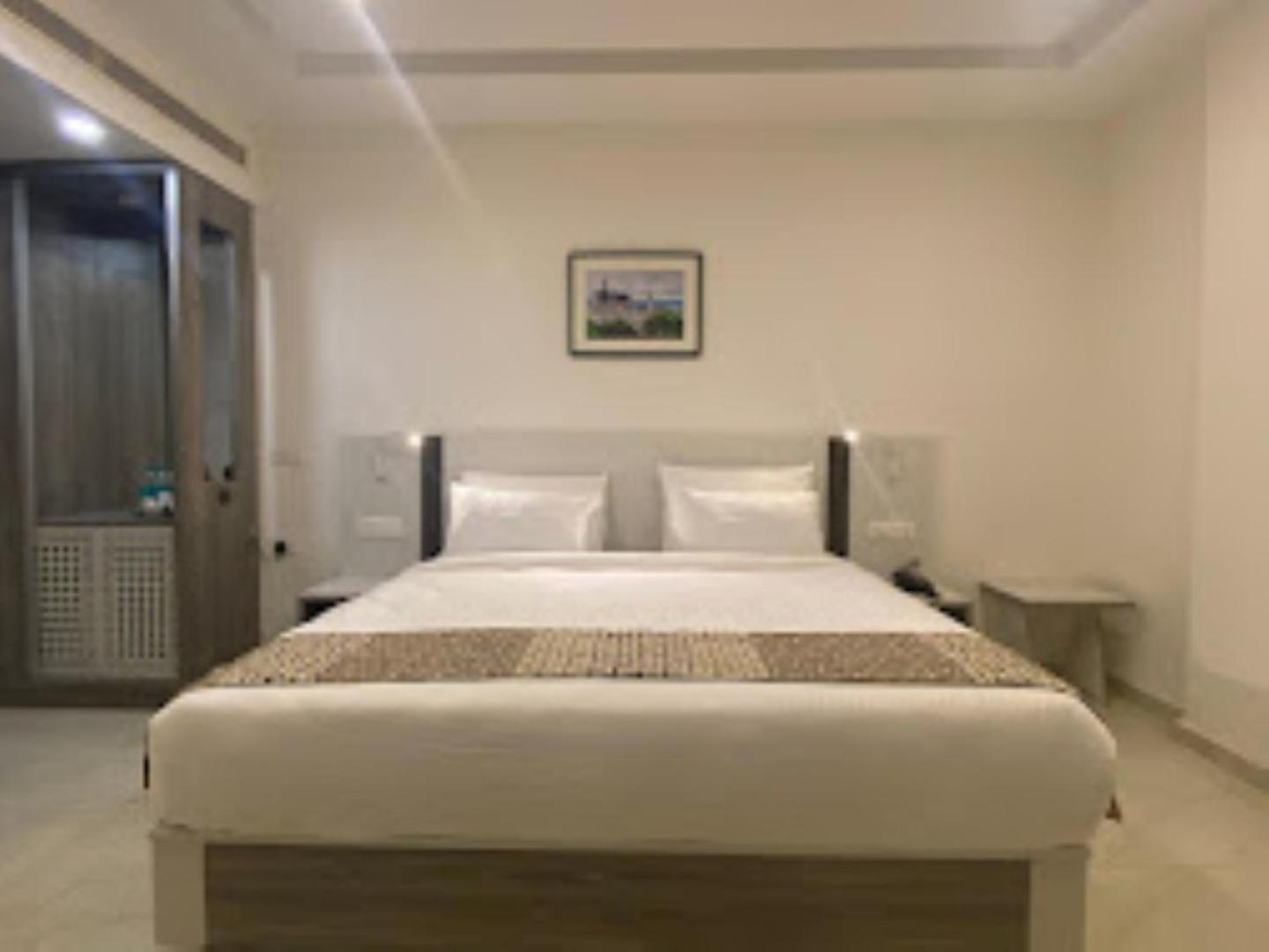 Hotel Dash - Affordable Luxury ,