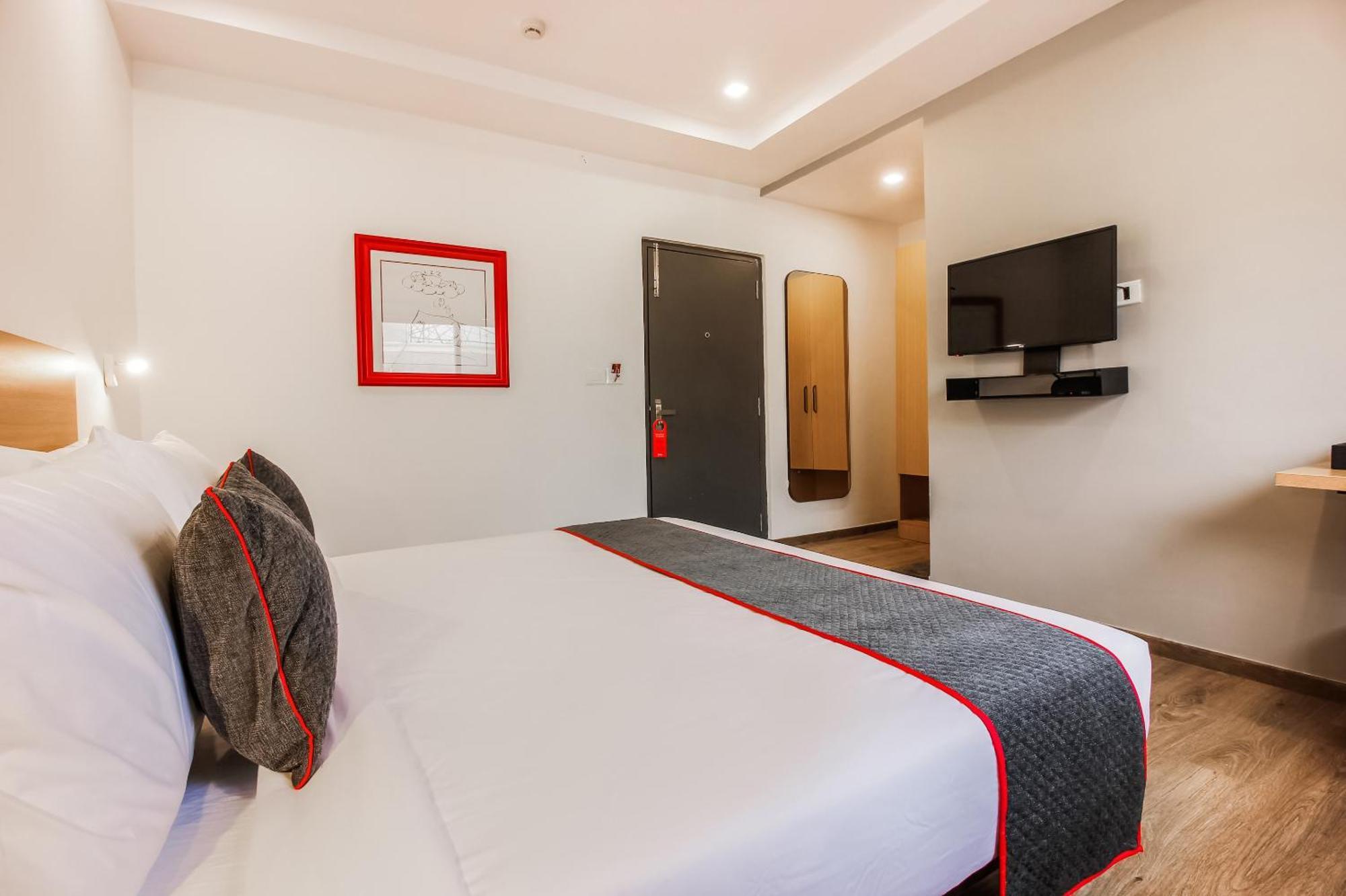 Hotel Super Townhouse 359 Begumpet Near
