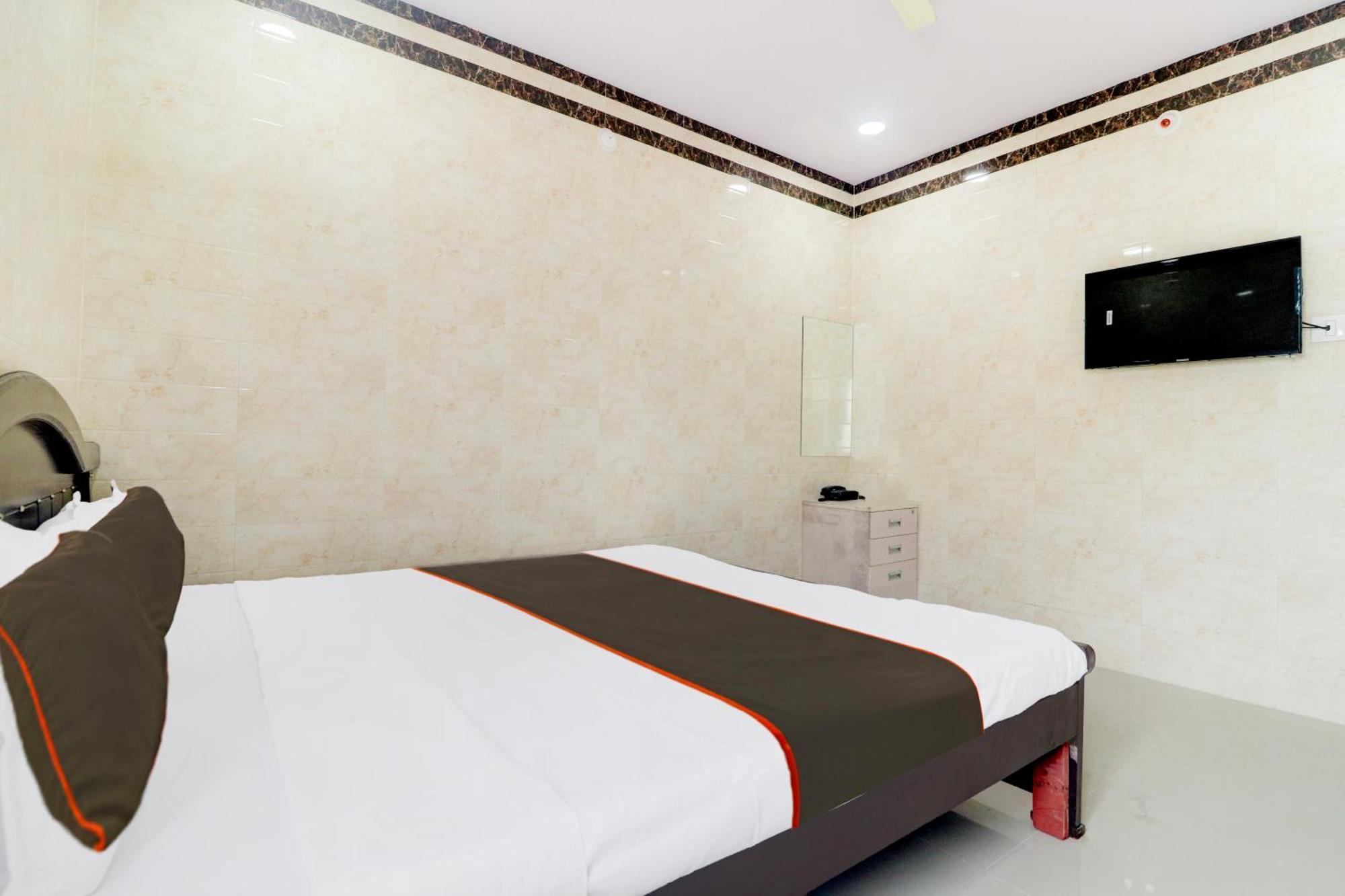 Hotel O New Aroma Classic 4*
