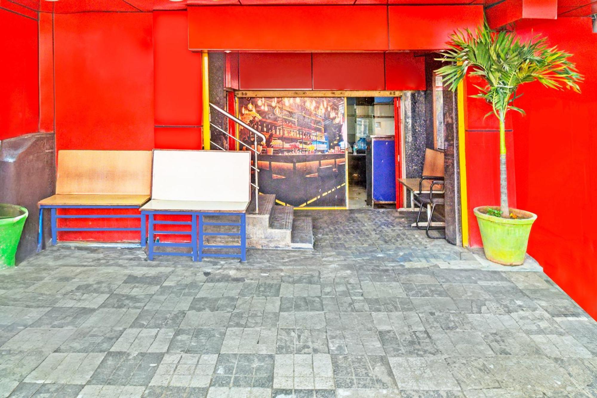 Hotel Super Collection O Medipally *