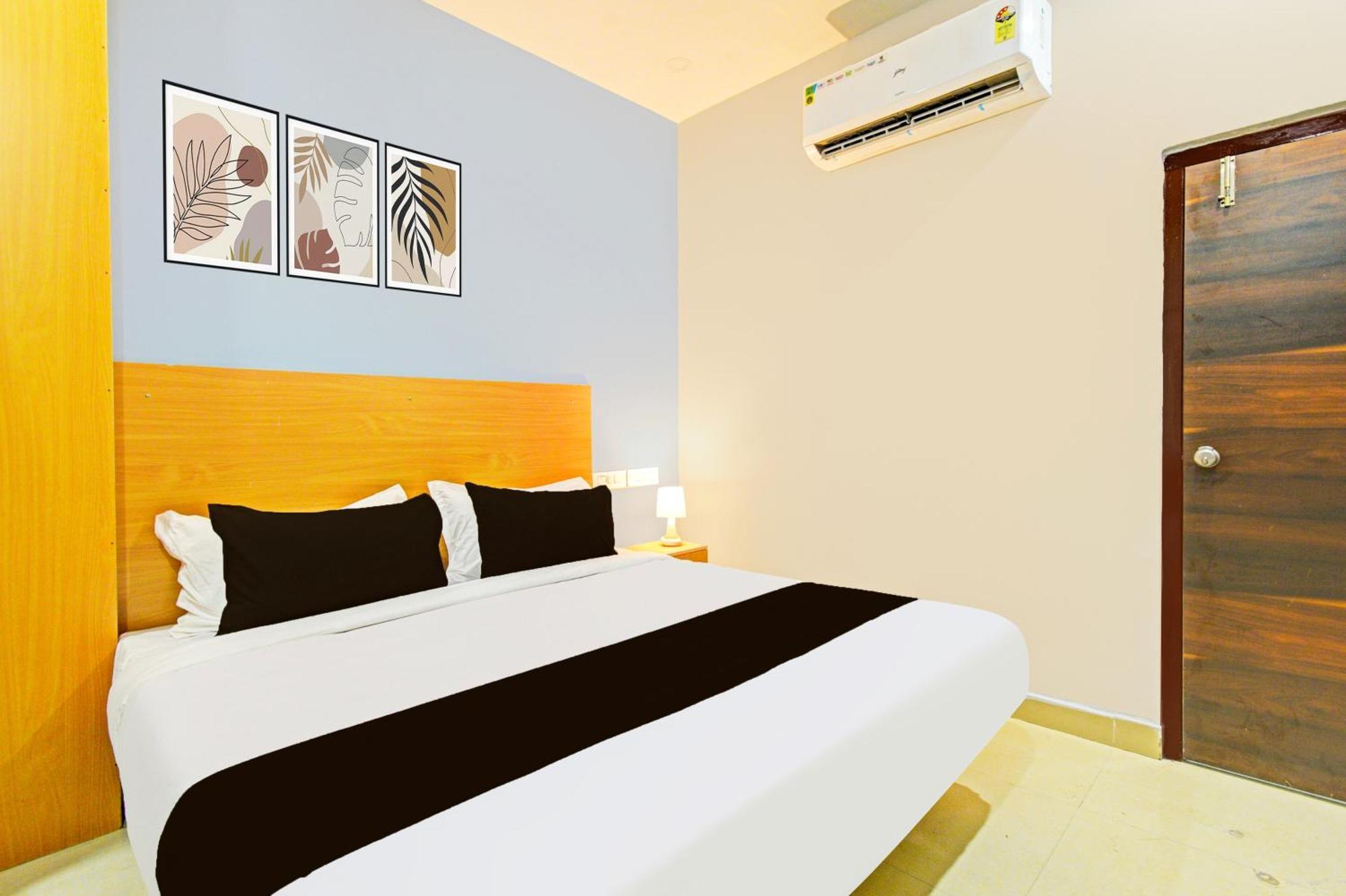 Super Collection O Medipally Hotel Hyderabad