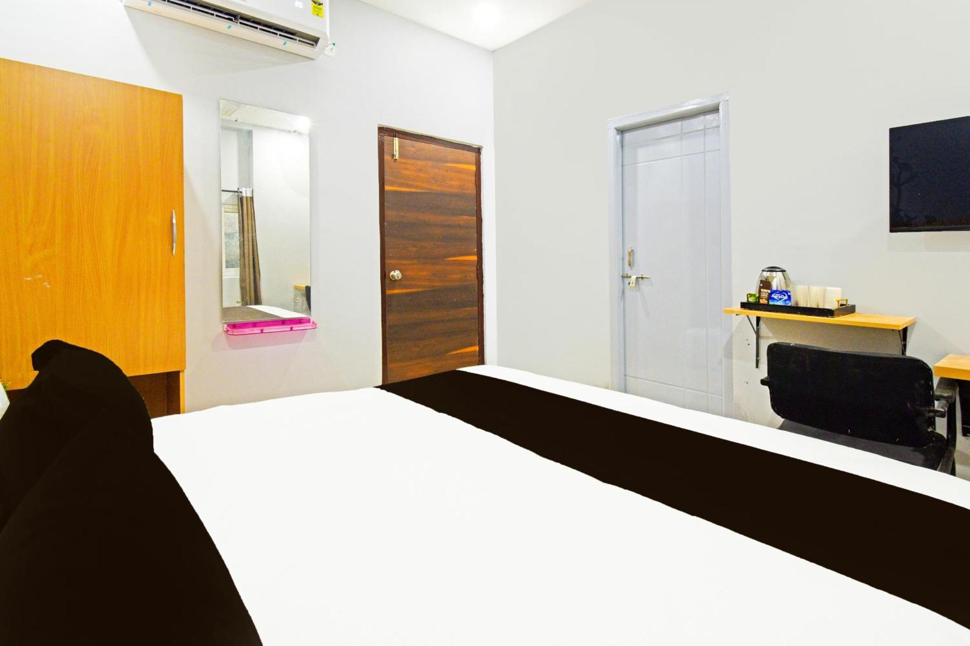 Super Collection O Medipally Hotel Hyderabad