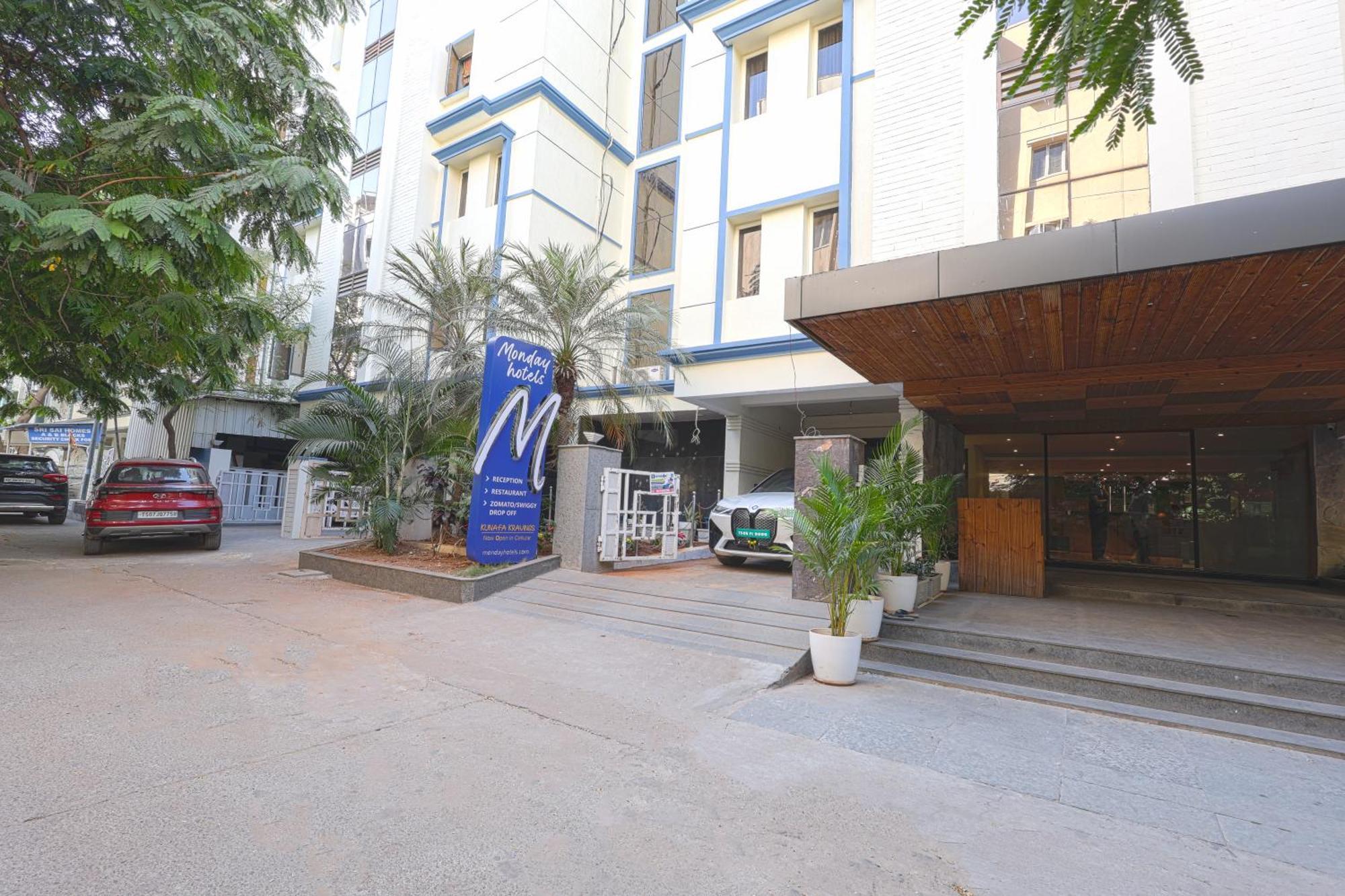 Monday Hitec 3* Hyderabad