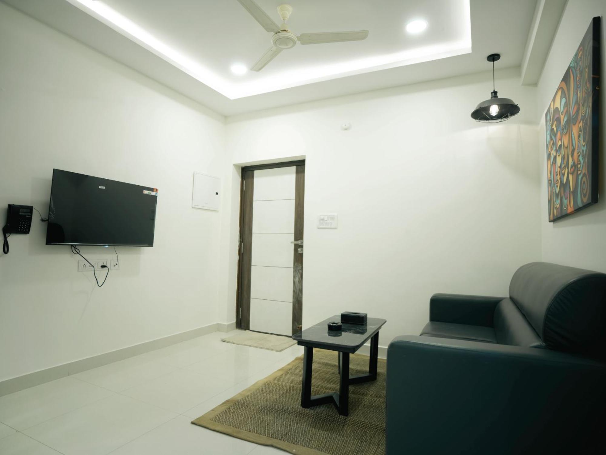 Euphoria Urban Sleep Airport Zone Hotel
