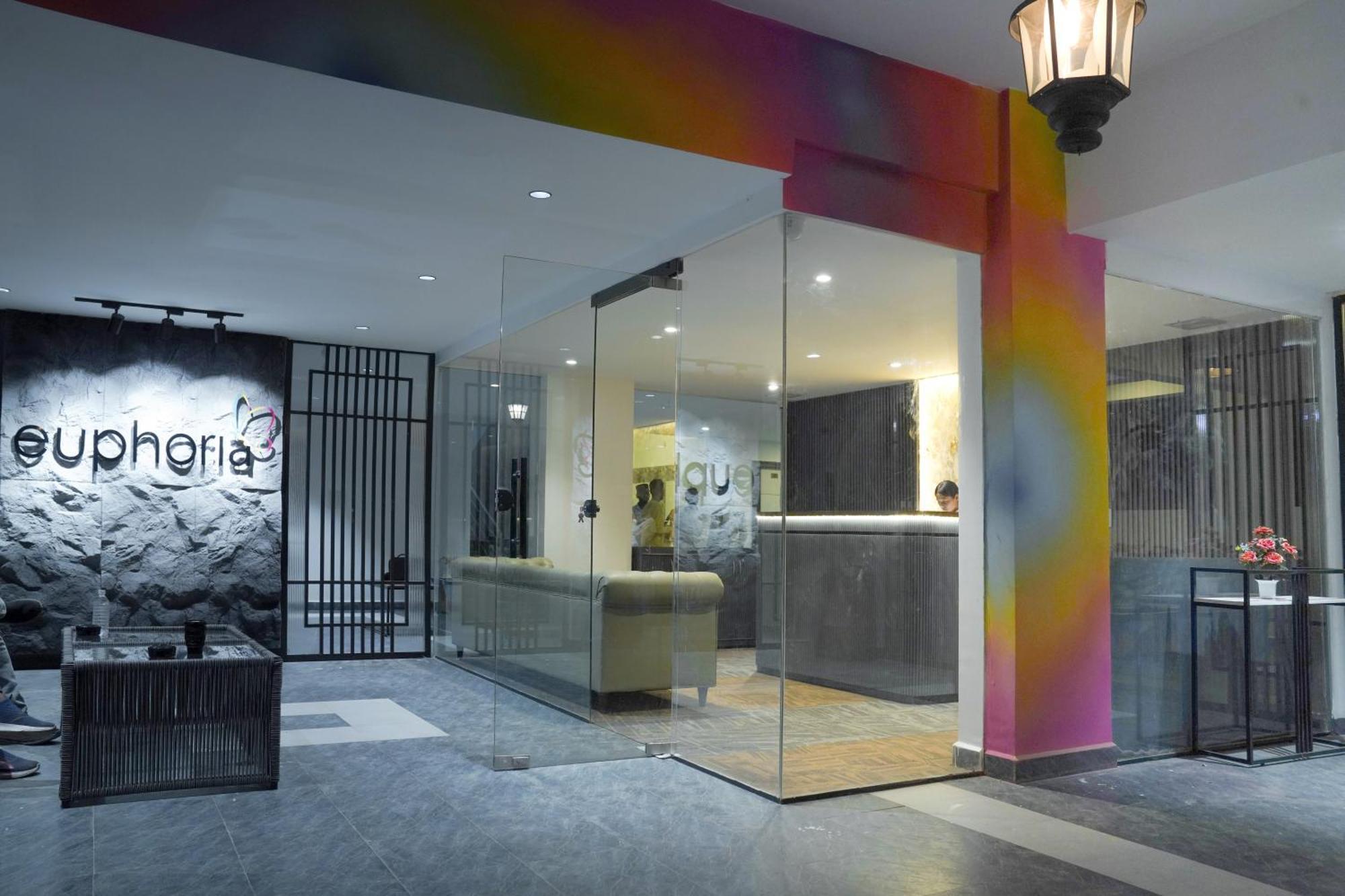 Euphoria Urban Sleep Airport Zone Hotel