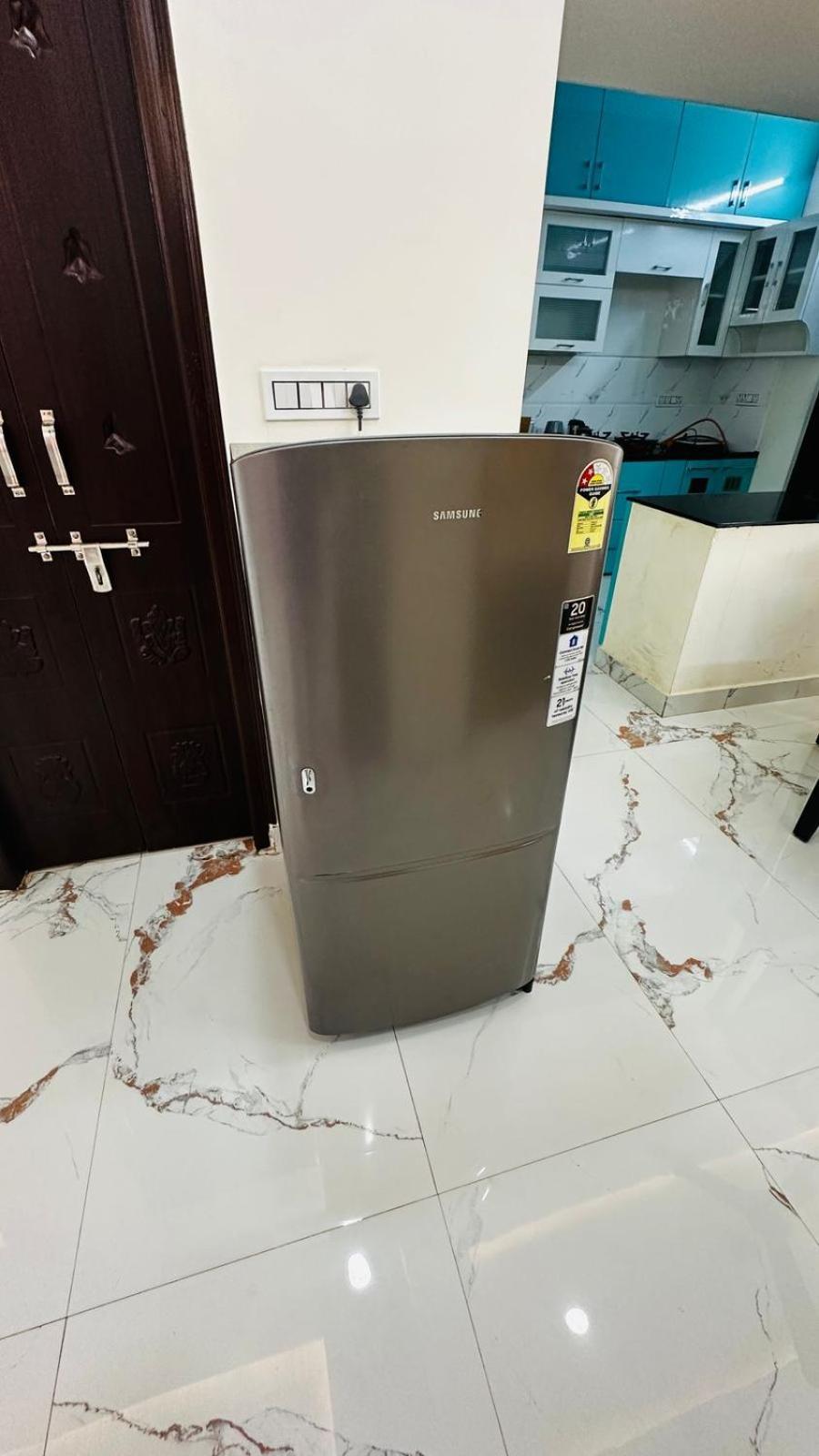 3bhk Fully Furnished In Kphb Phase 15 *