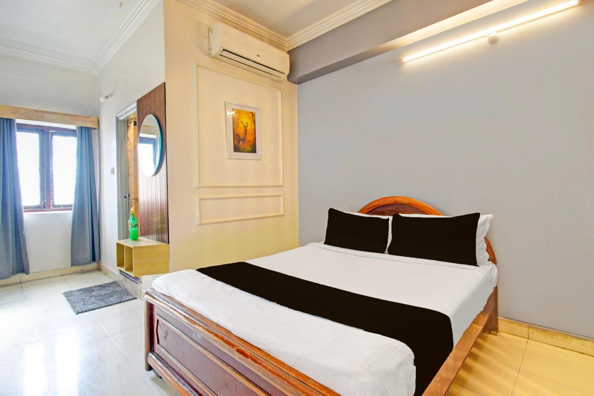Super O Sahasra Residency Near Nexus Hotel