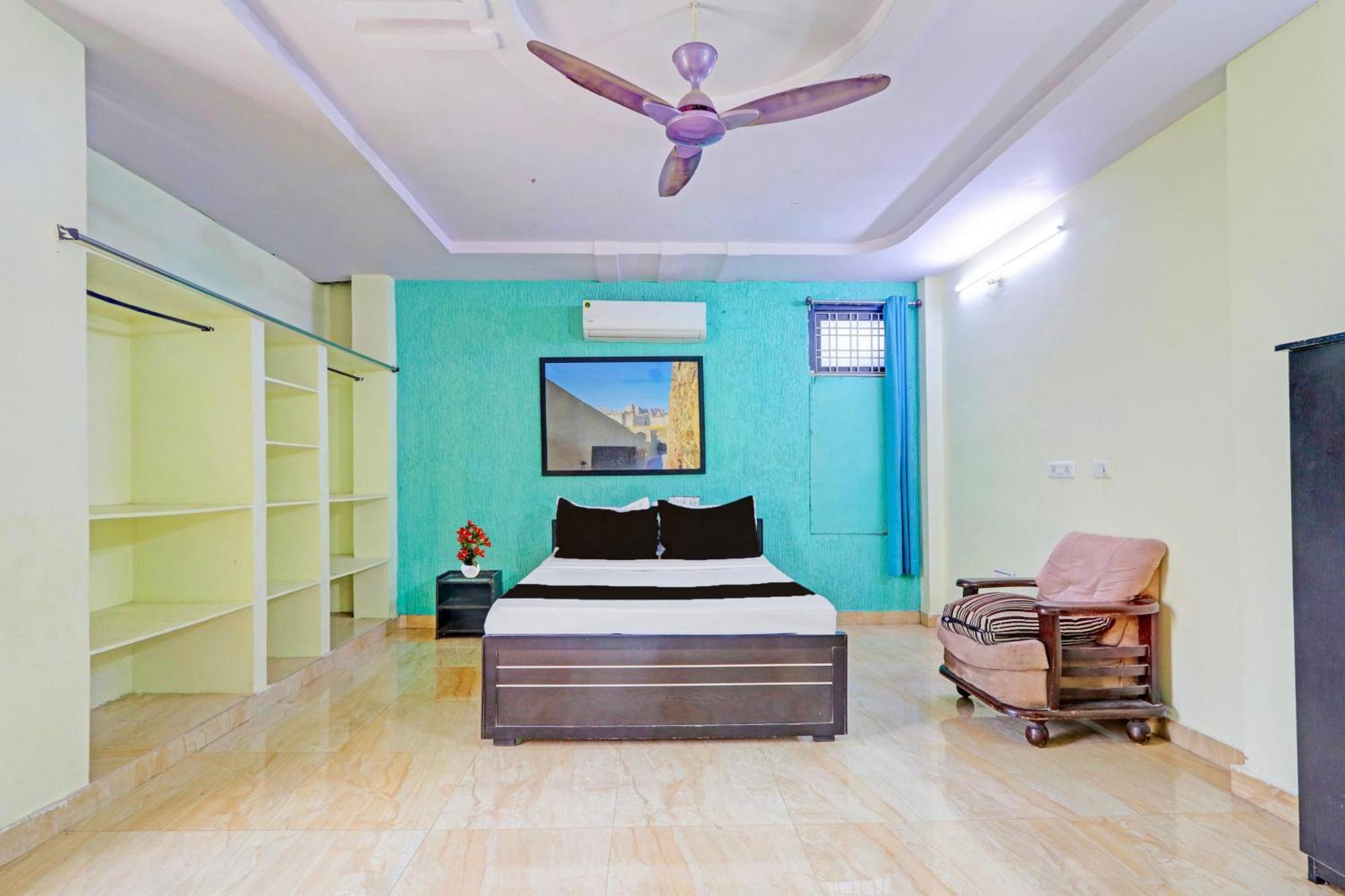 Super O Near Dilsuknagar Metro *