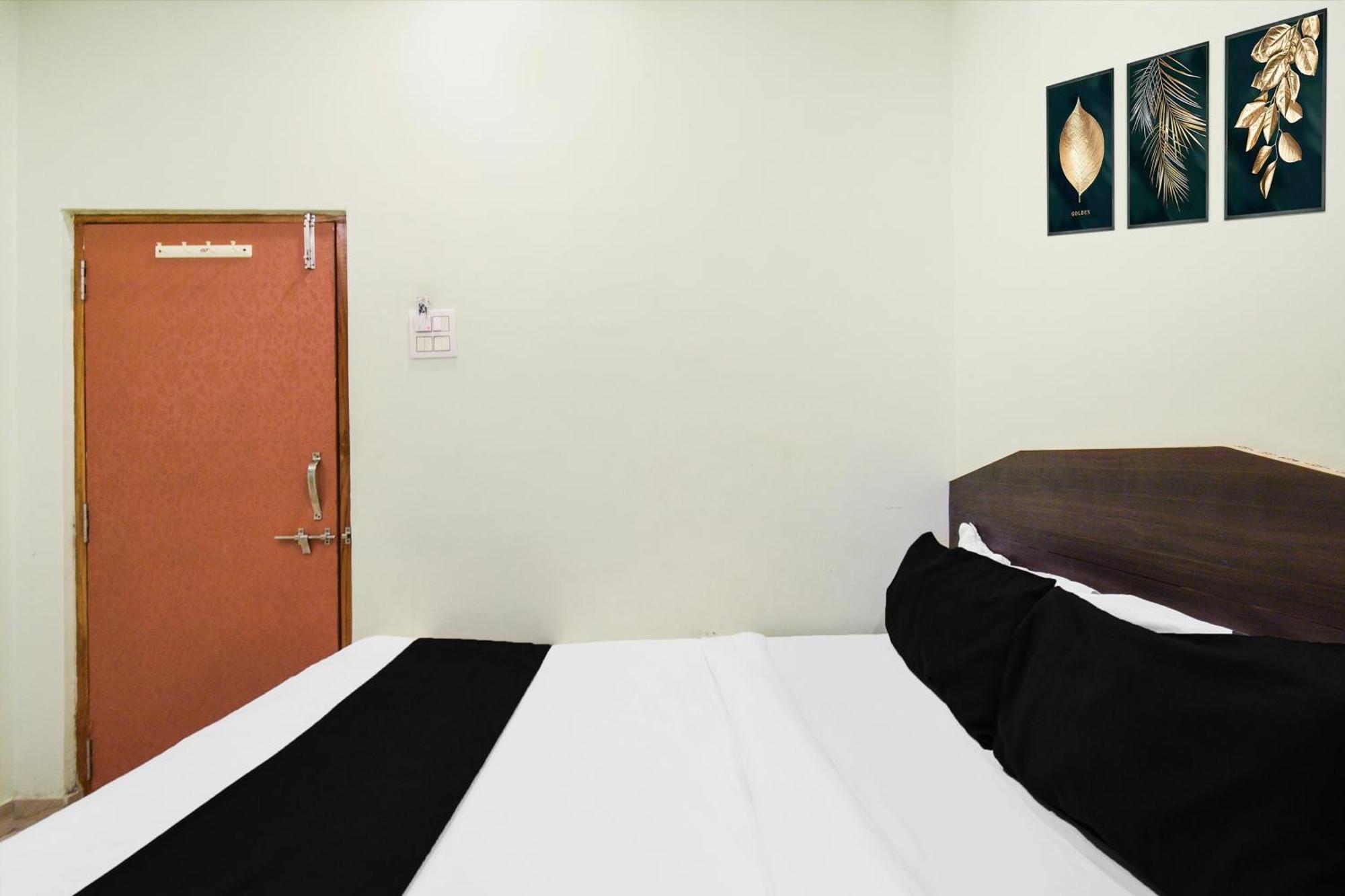 Hotel Super Collection O Shamshabad Hyderabad