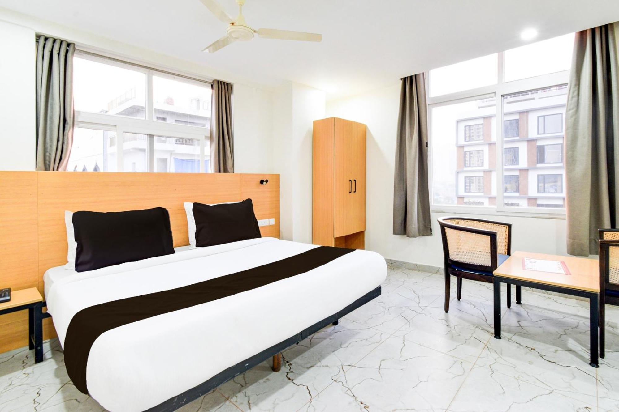 Hotel Townhouse Unnam