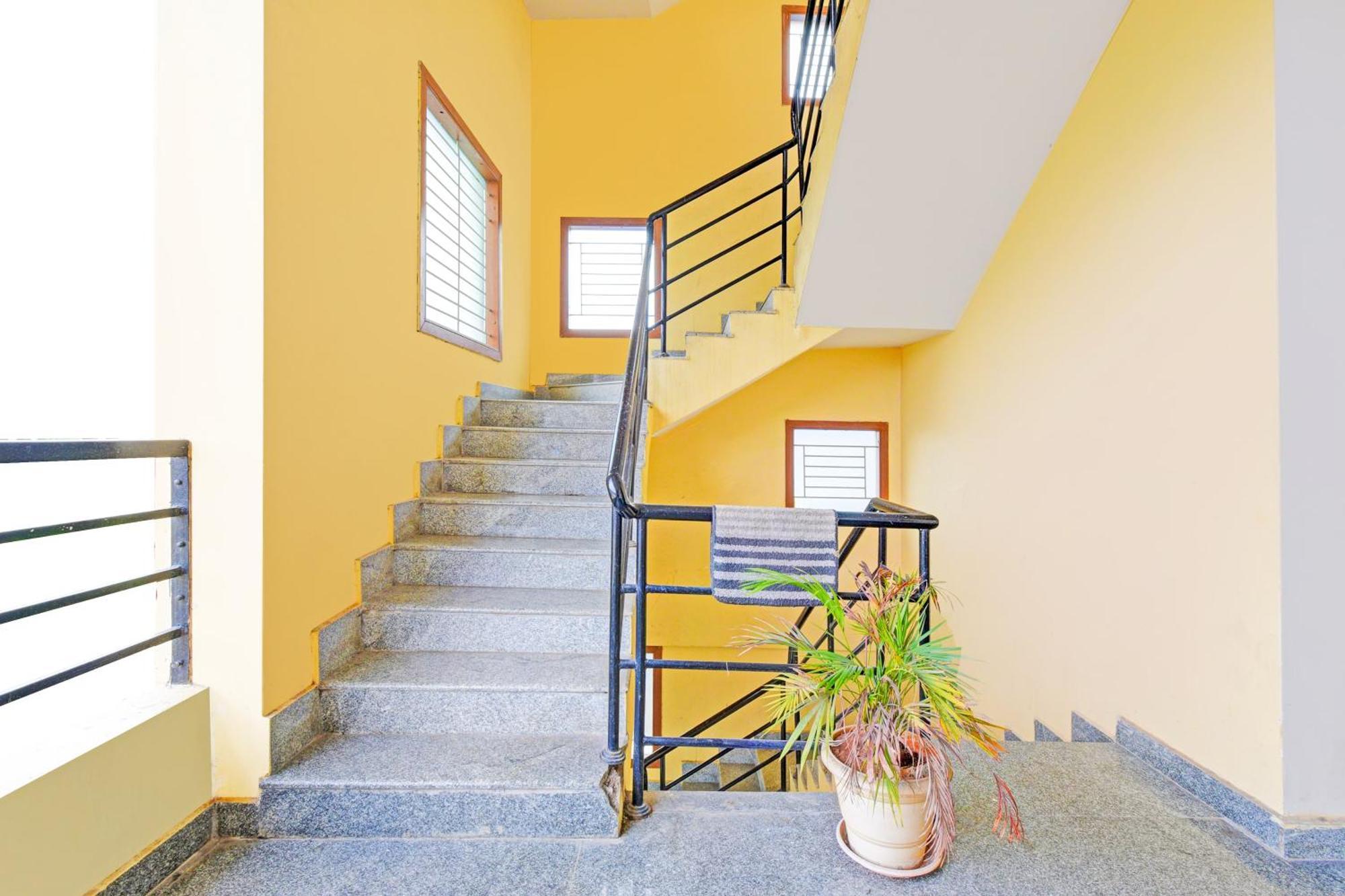 Hotel Super O Orange Jntu 3*