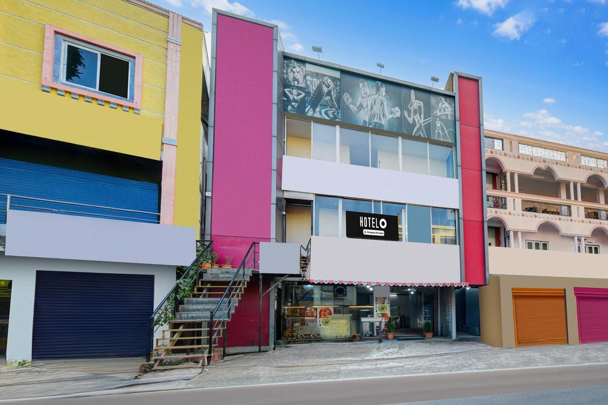 Super O Neredmet Road Hotel