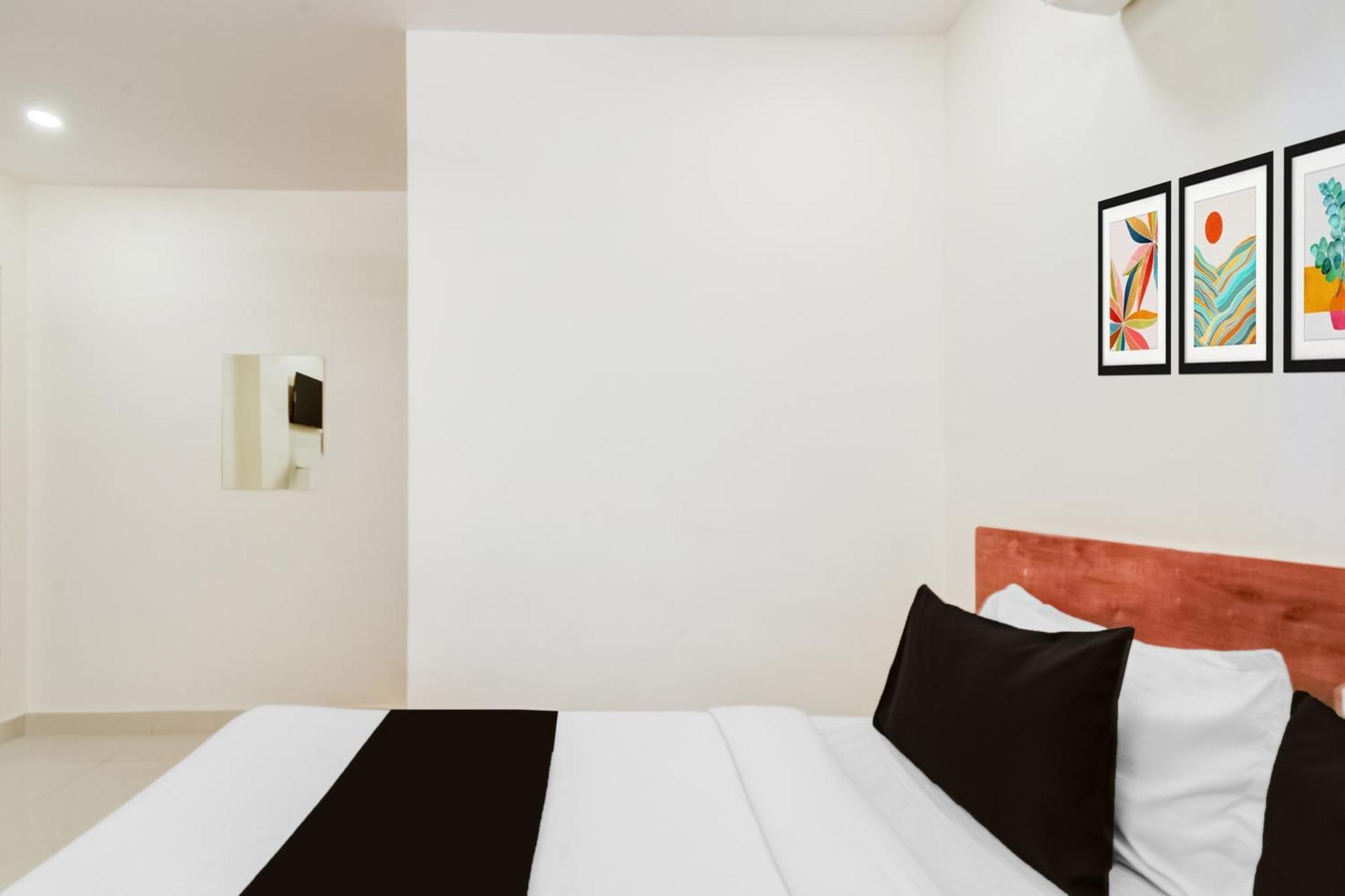 Hotel Super O Neredmet Road Hyderabad