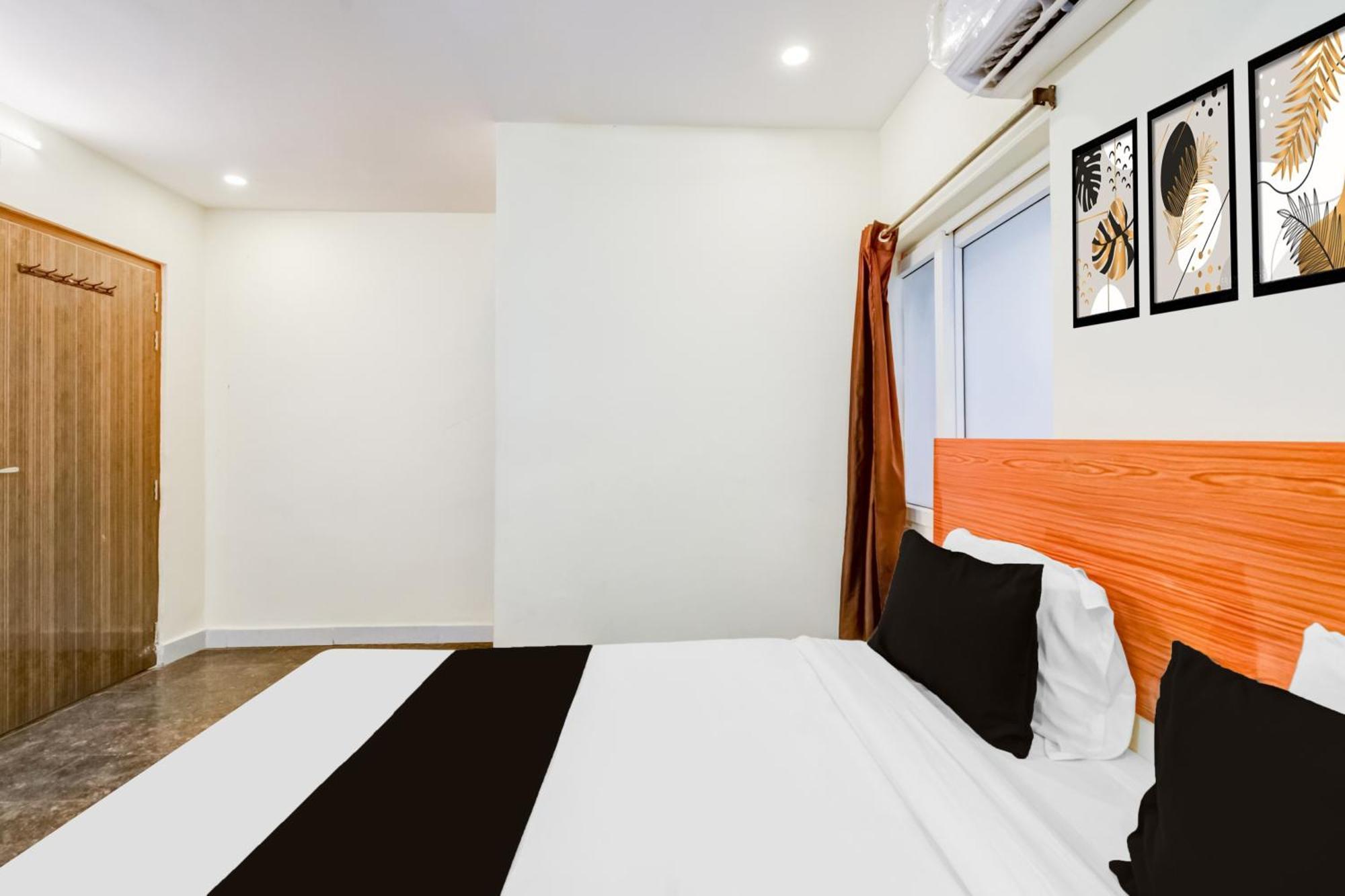 Super O Neredmet Road Hotel