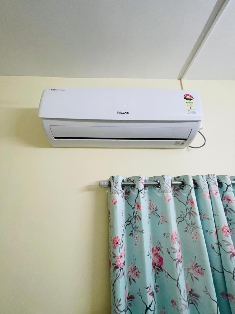 Luxurious 3 Bedroom Flat Near Airport * Hyderabad