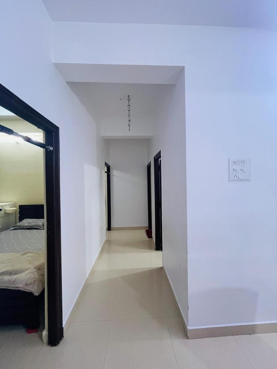 Apartment Luxurious 3 Bedroom Flat Near Airport Hyderabad