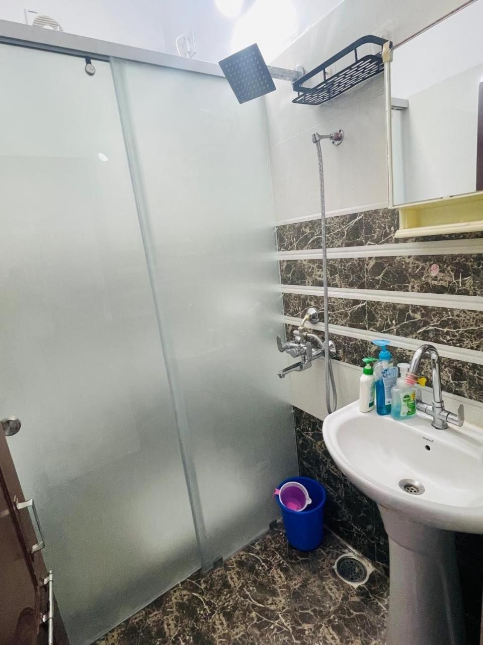 Luxurious 3 Bedroom Flat Near Airport Apartment Hyderabad