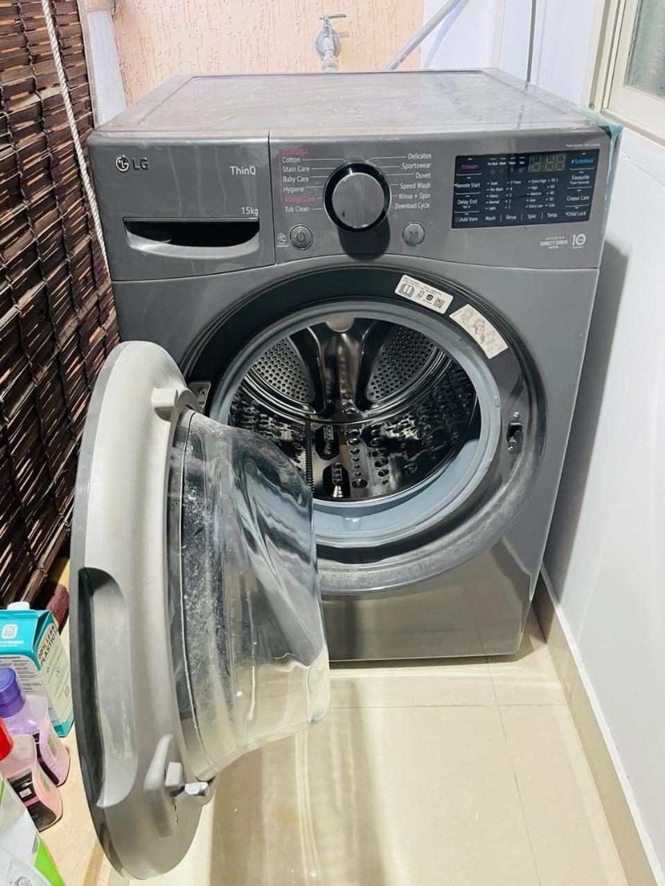 Luxurious 3 Bedroom Flat Near Airport * Hyderabad