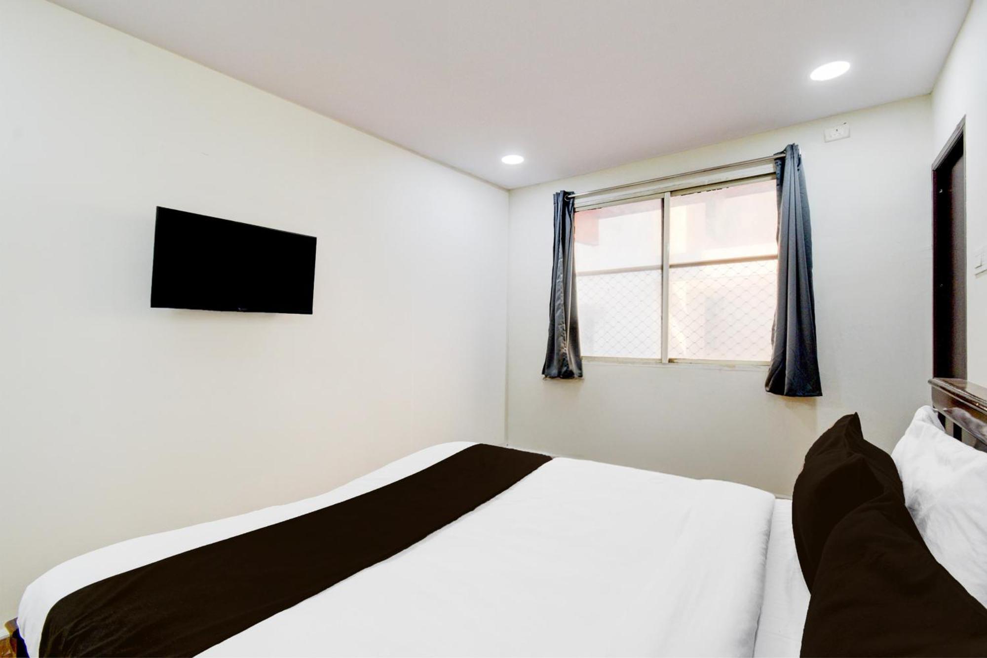O Sri Sai Grand Hotel 3*