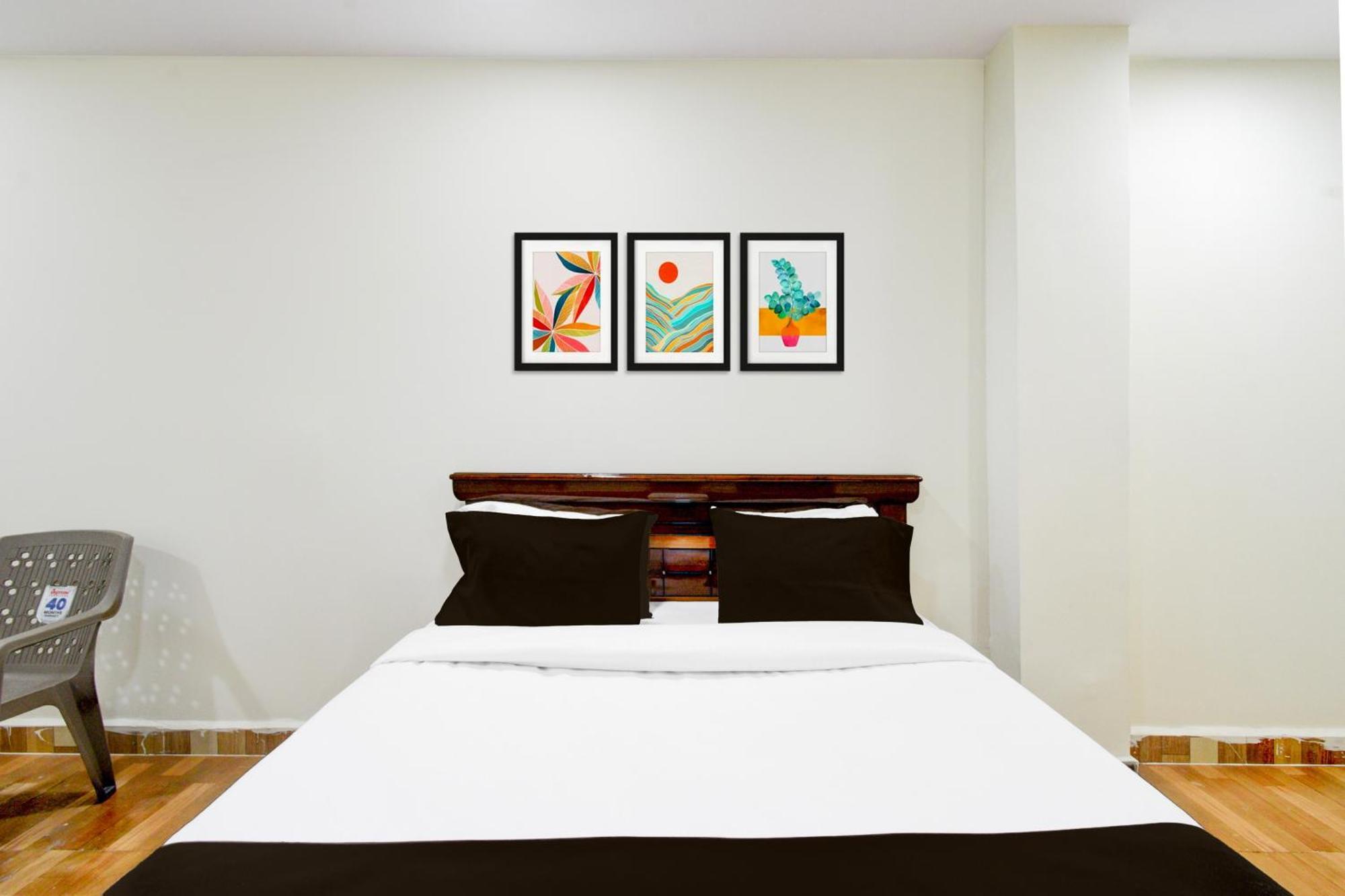 Hotel O Sri Sai Grand Hyderabad