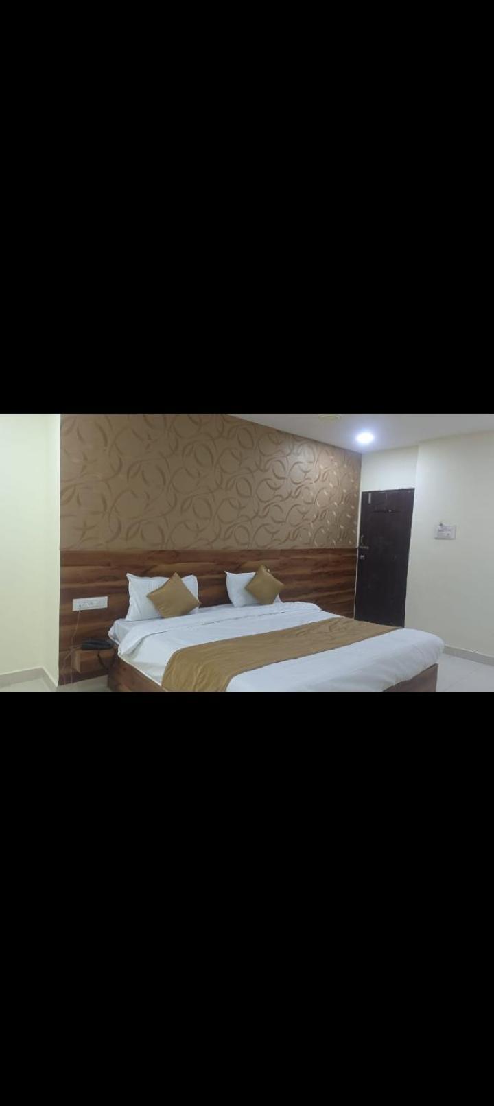 Hotel Dolphin Hyderabad