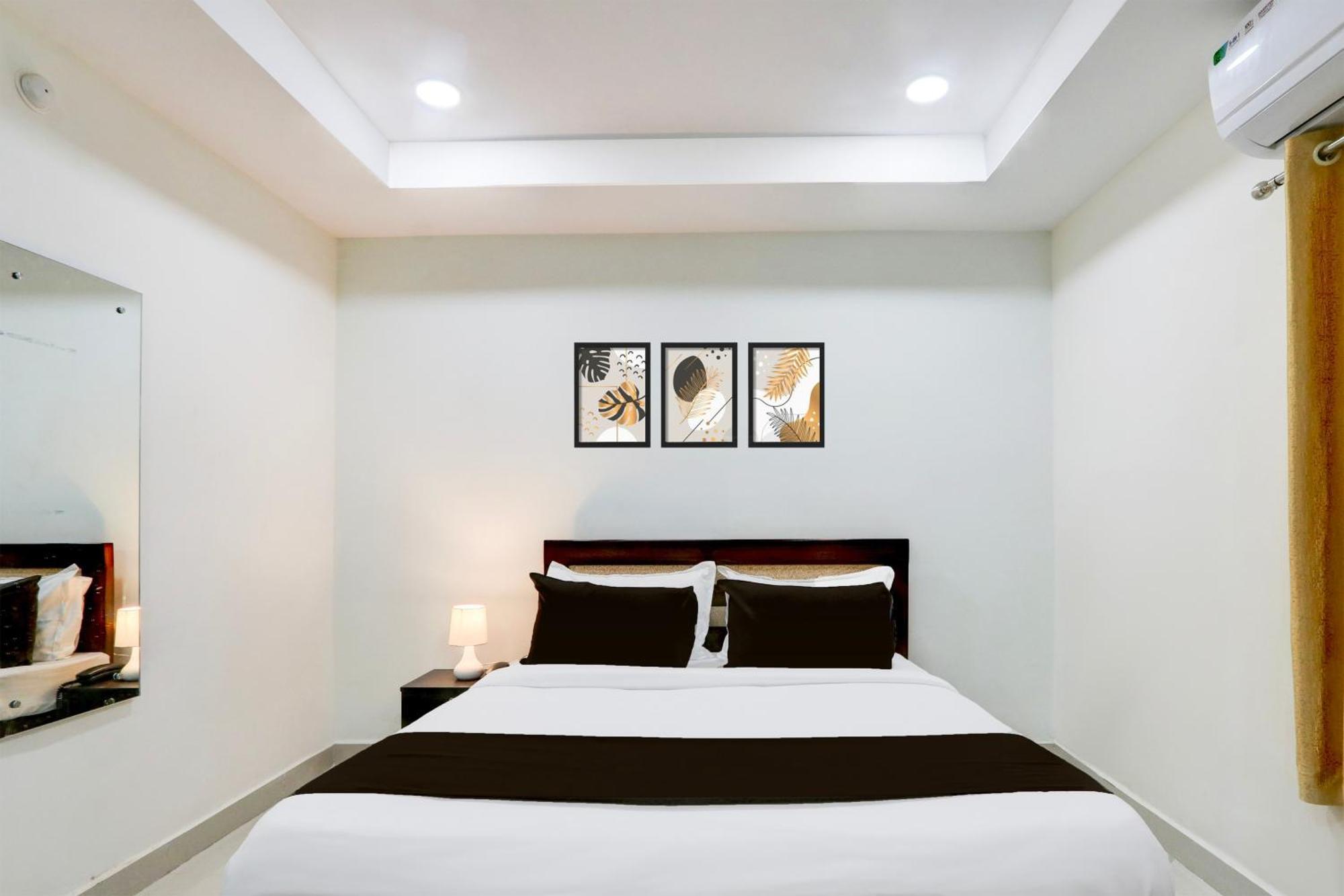 Hotel Super Collection O Madhapur Near Cyber Tower