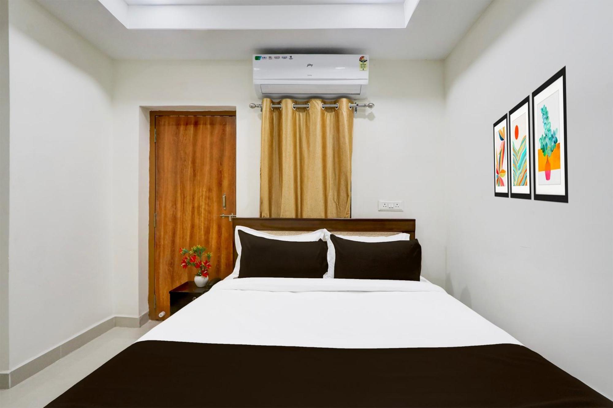 Super Collection O Madhapur Near Cyber Tower *